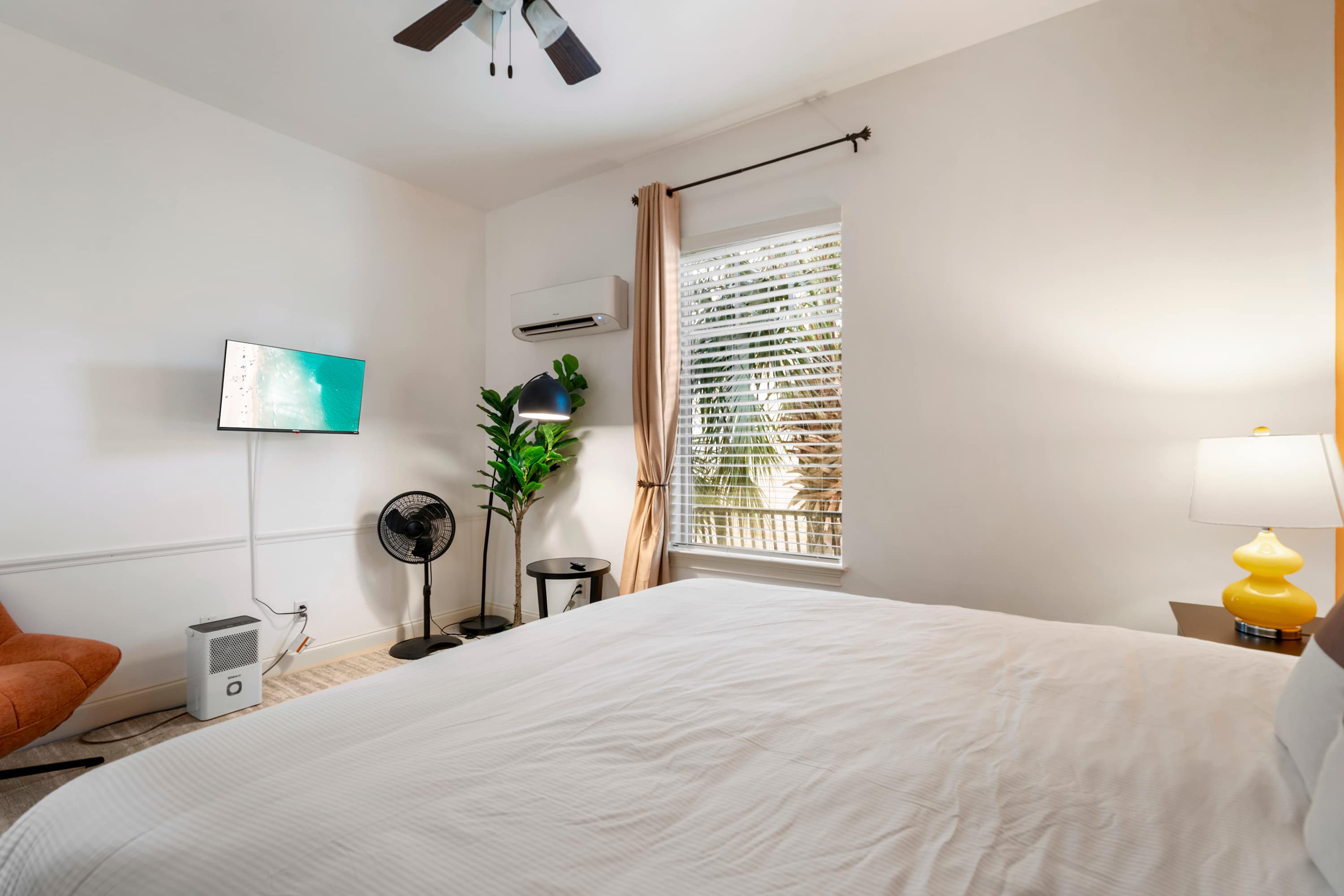 30A Inn Suites Superior Room King Queen 25 | Photo 10