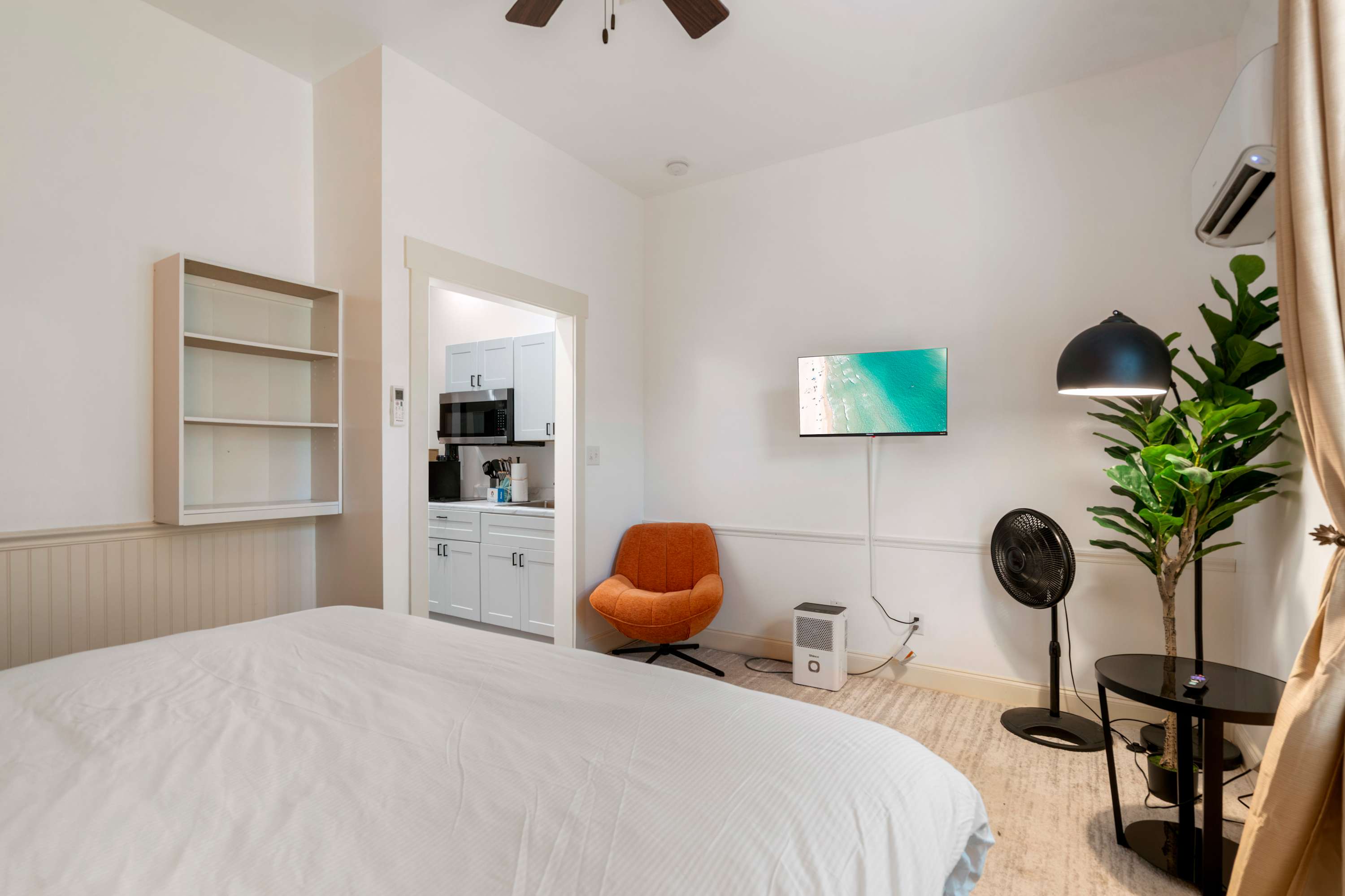 30A Inn Suites Superior Room King Queen 25 | Photo 11