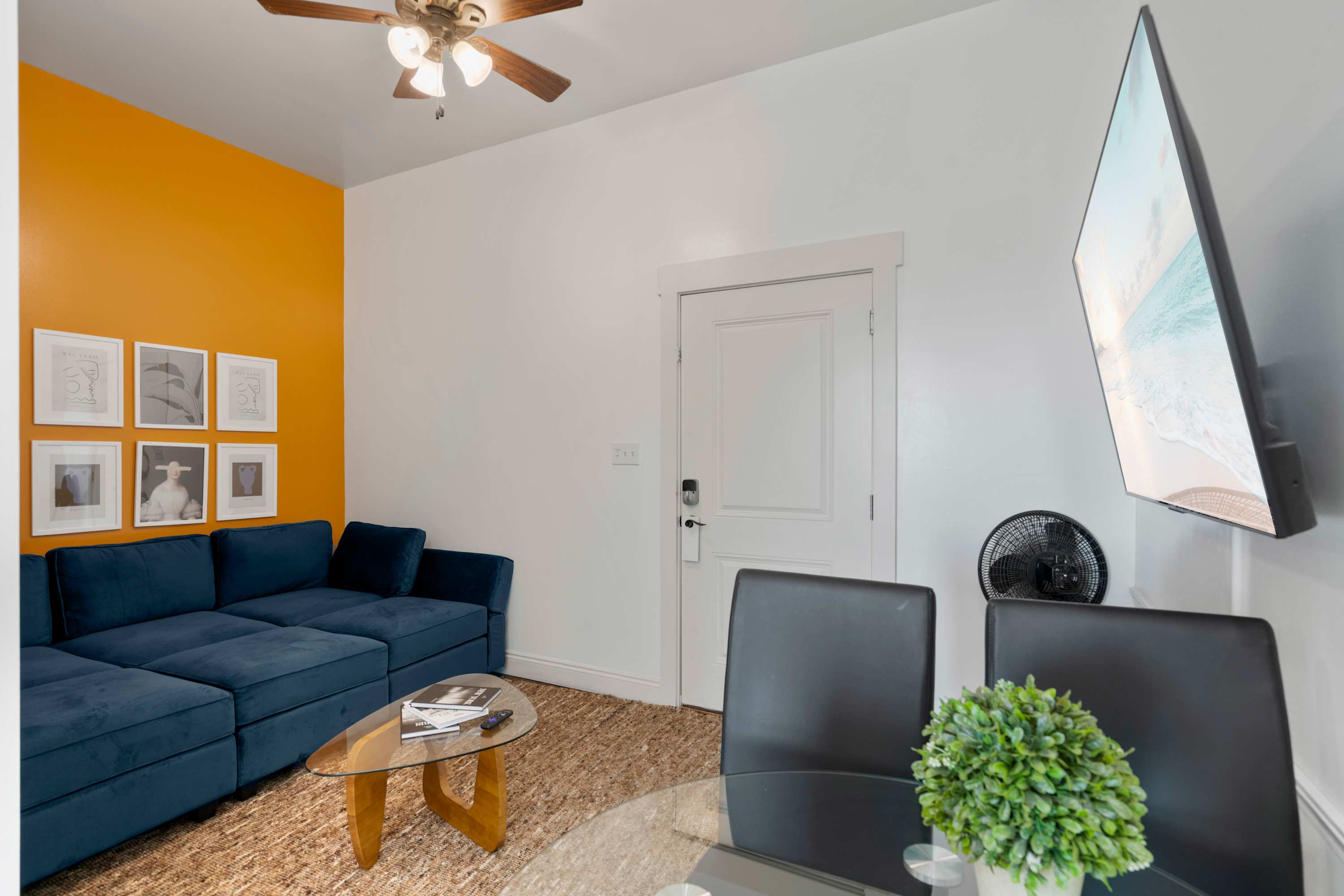 30A Inn Suites Superior Room King Queen 35 5