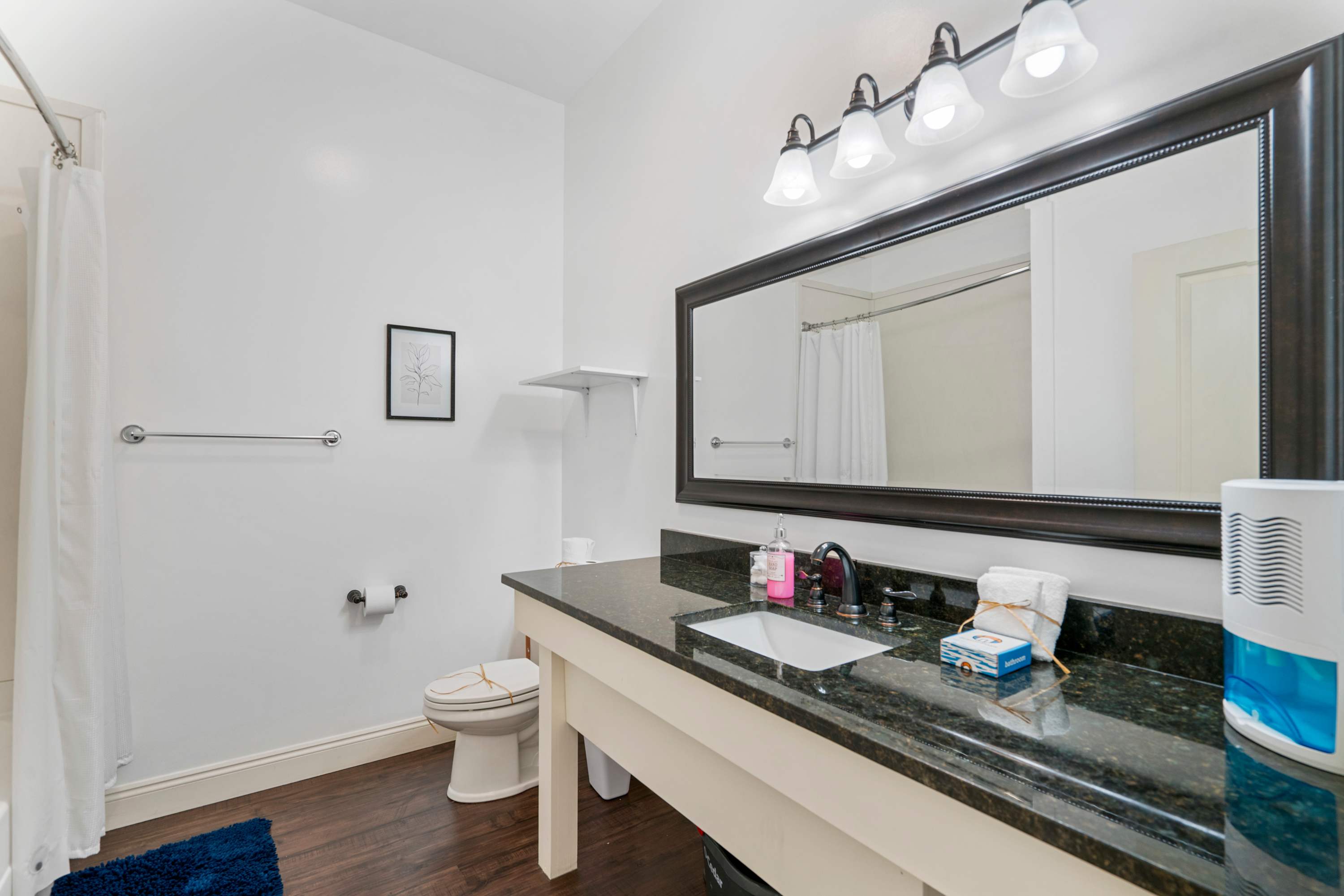 30A Inn Suites Signature King Standard 36 | Photo 2