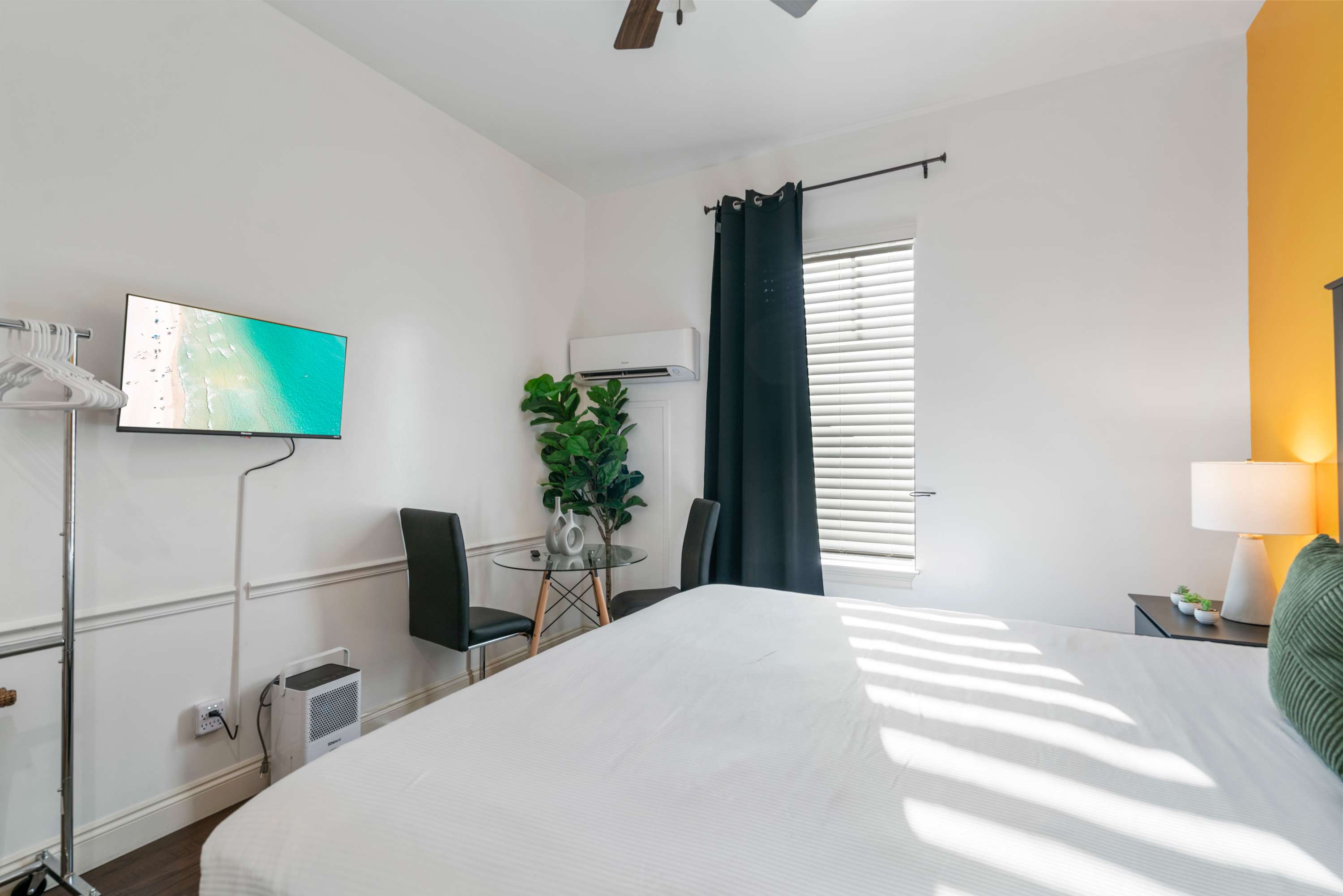 30A Inn Suites Signature King Standard 37 5