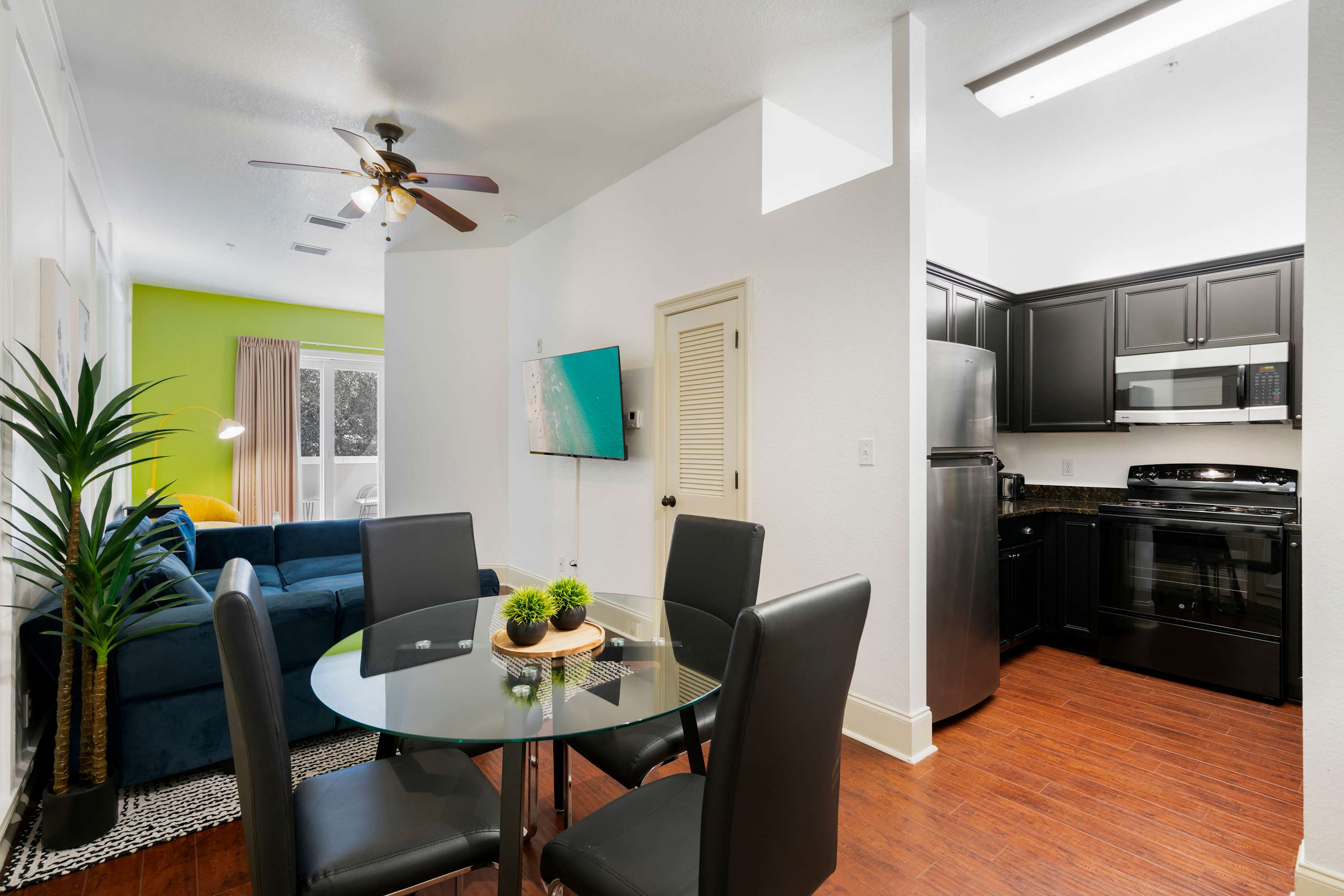 30A Inn Suites Studio King Suite 102