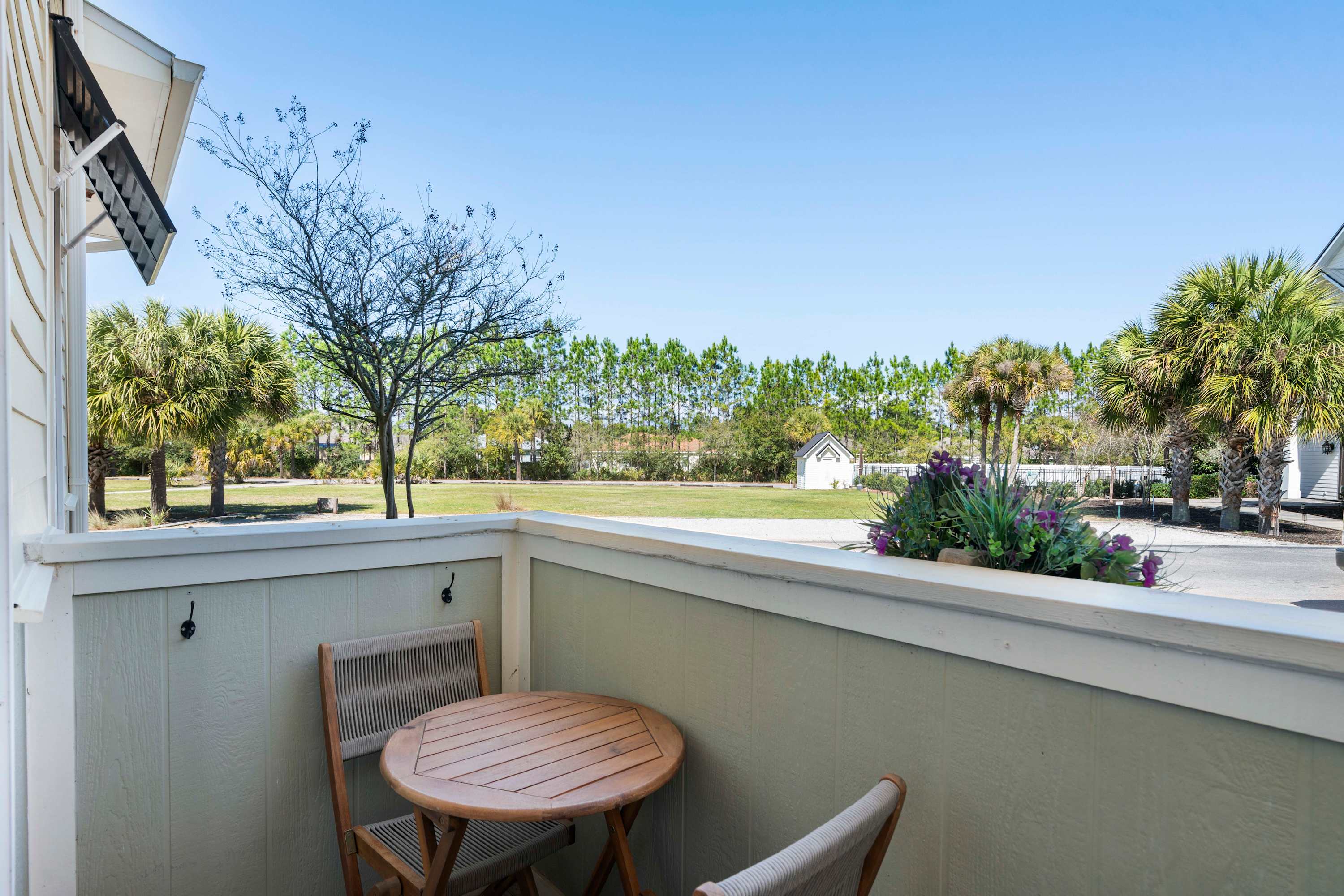 30A Inn Suites Signature King Suite 103 | Photo 8