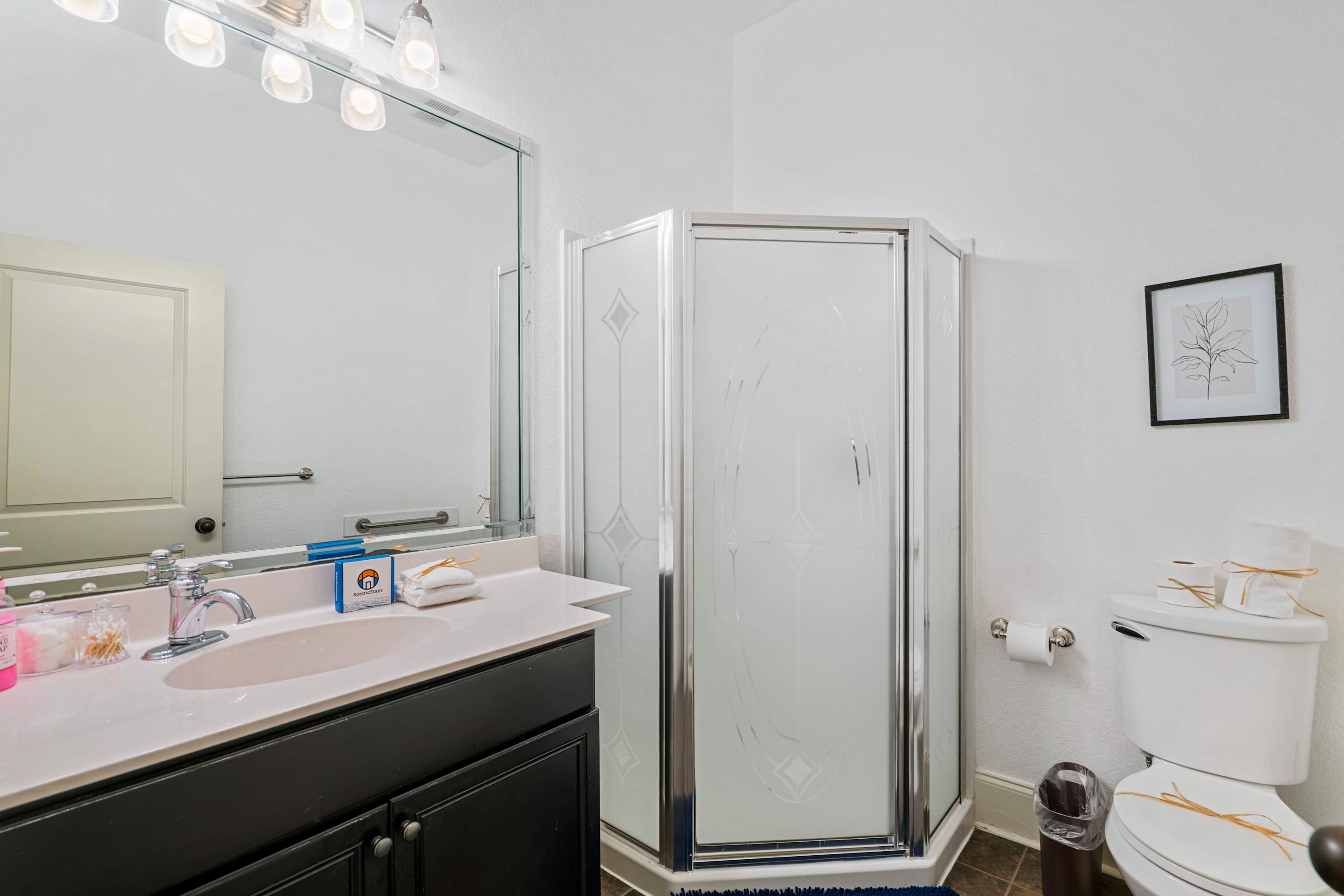 30A Inn Suites Uptown King Suite 201