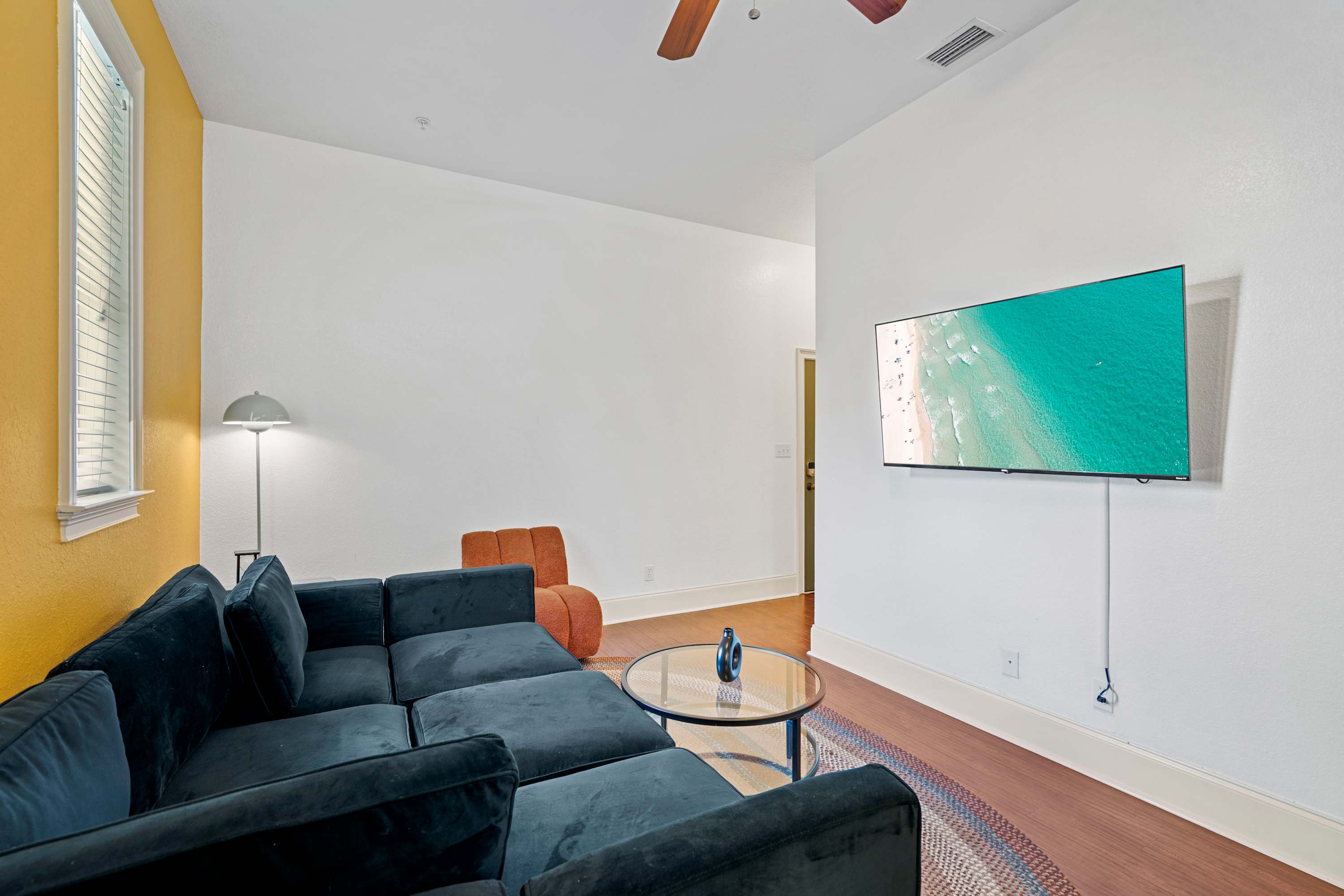 30A Inn Suites Uptown King Suite 201 4