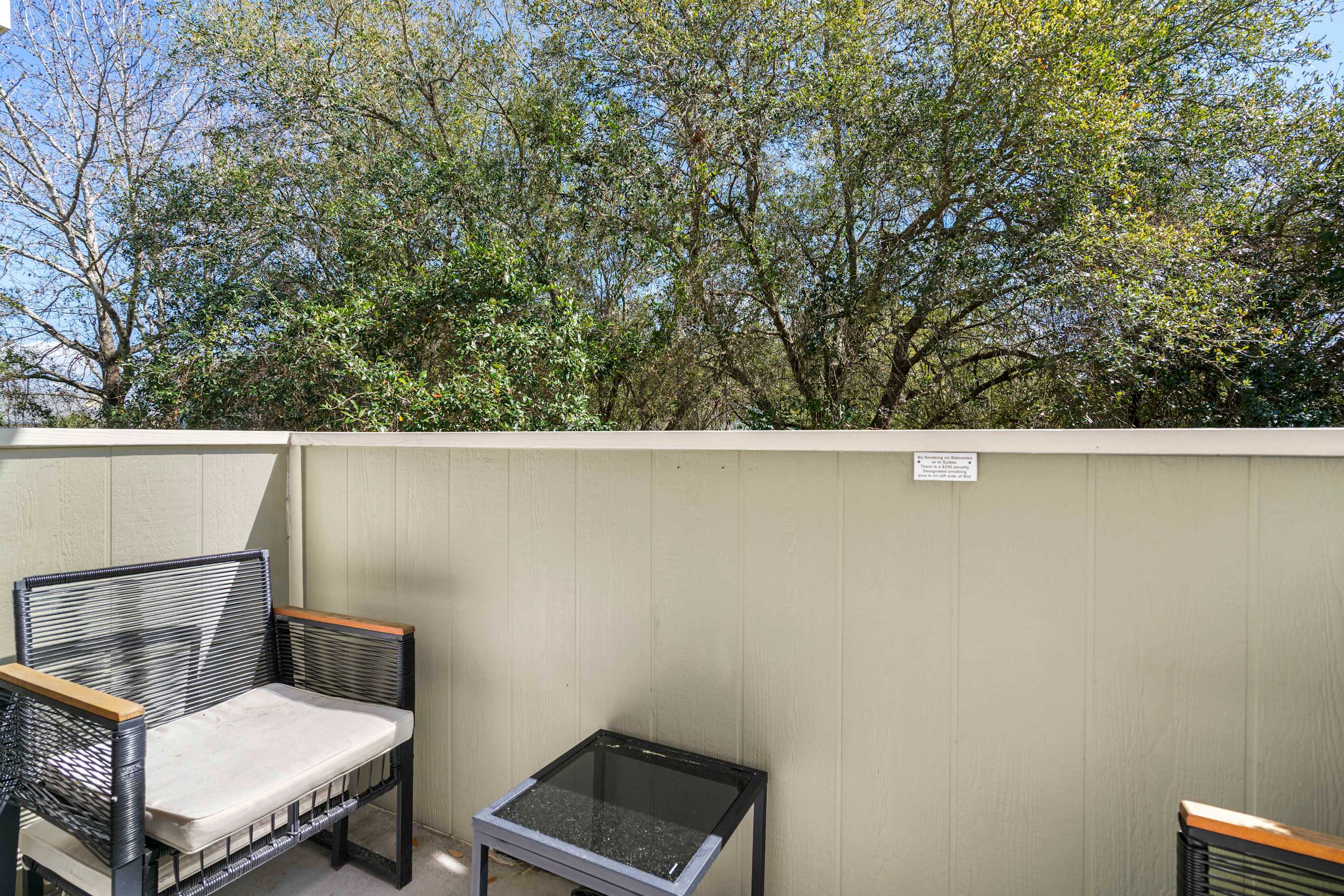 30A Inn Suites Uptown King Suite 201 11