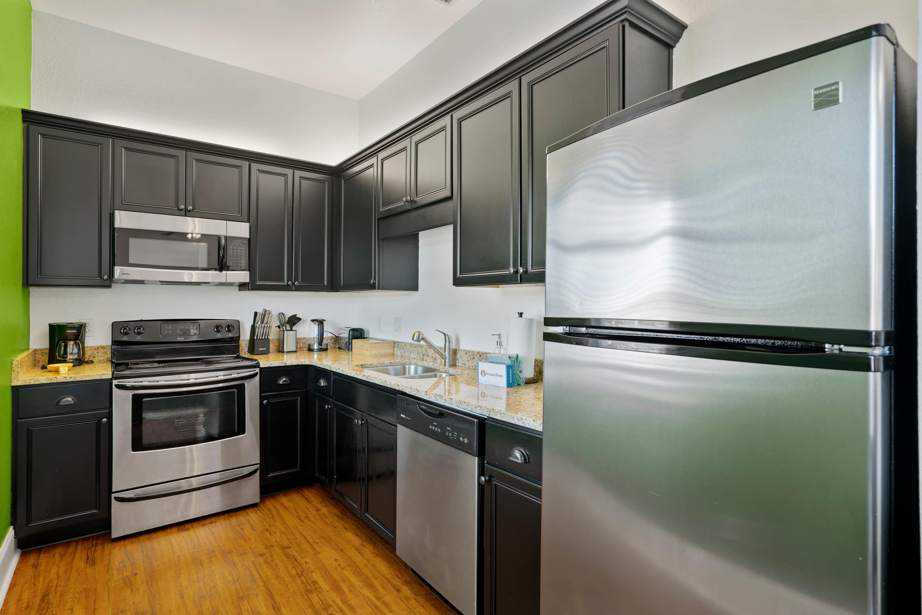 30A Inn Suites Signature King Suite 203 | Photo 6