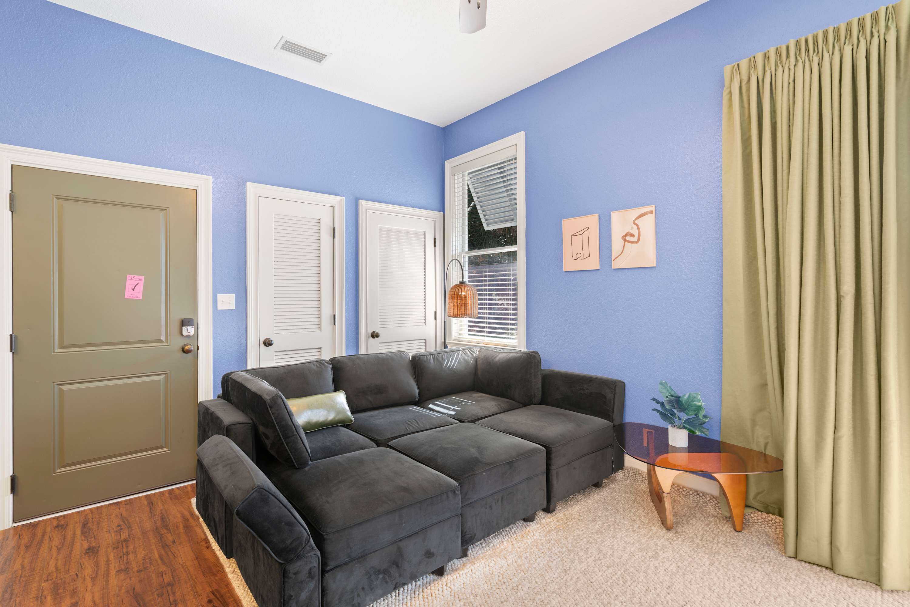 30A Inn Suites Signature King Suite 204 | Photo 4