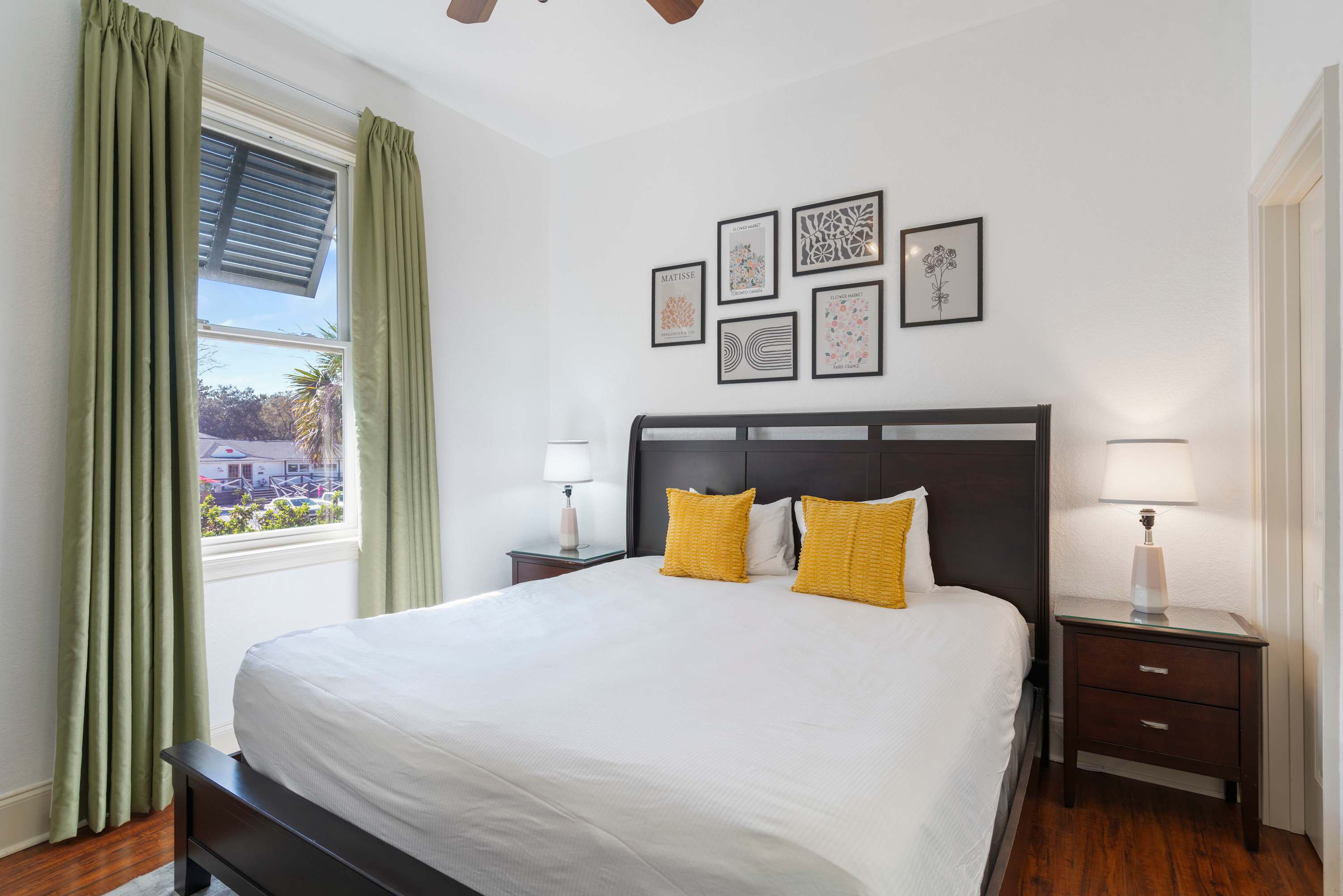 30A Inn Suites Signature King Suite 204 | Photo 5