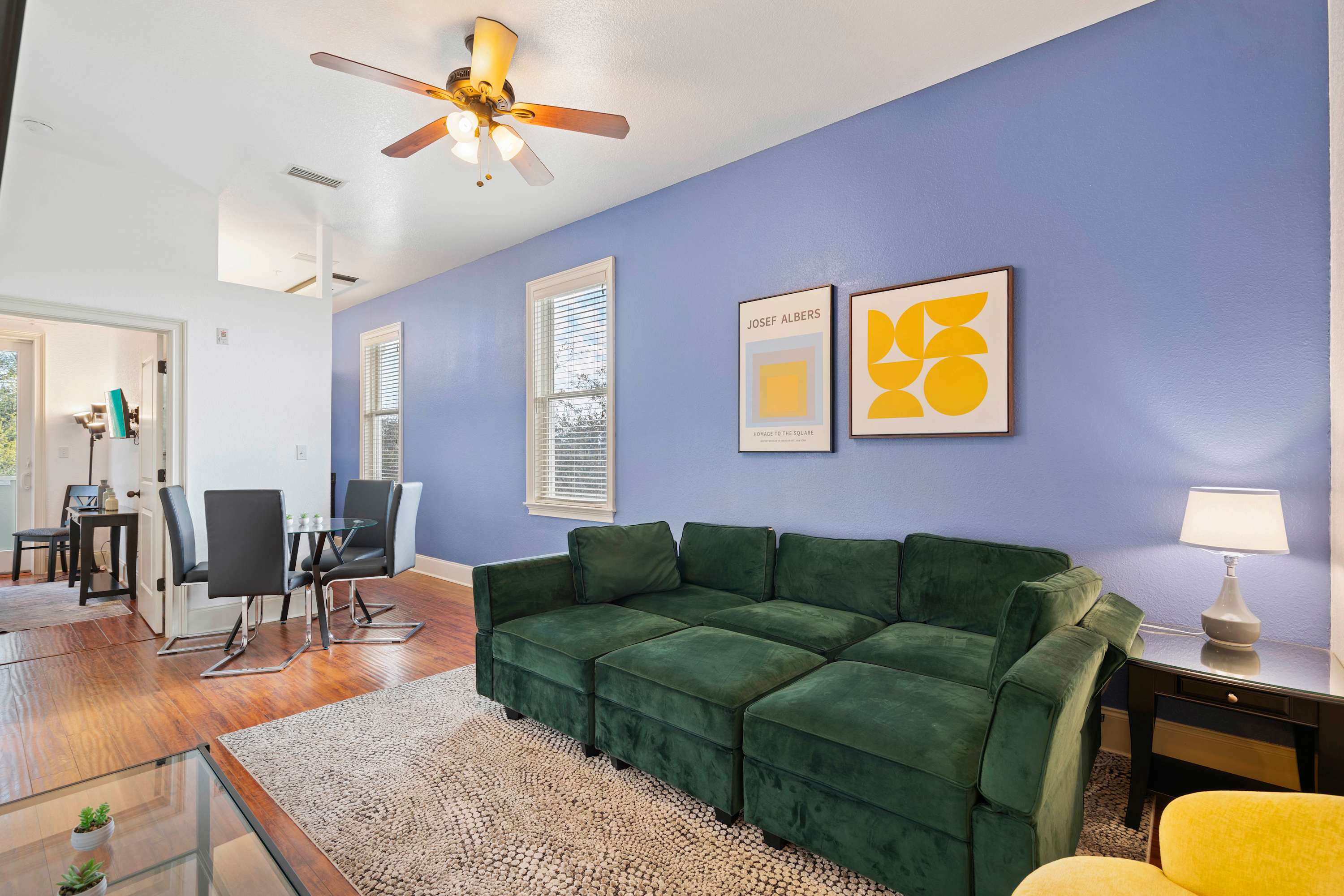 30A Inn Suites Uptown King Suite 301