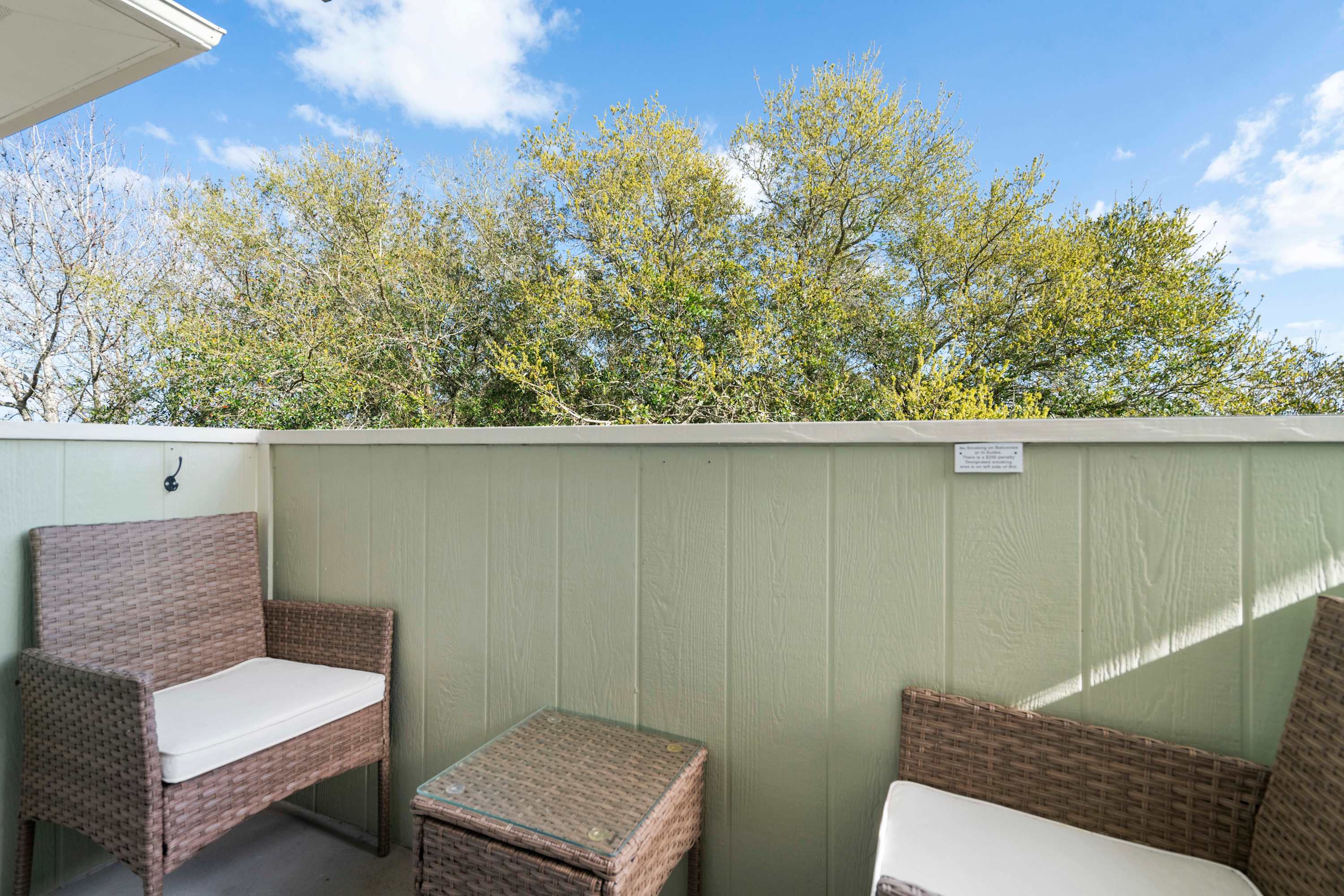 30A Inn Suites Uptown King Suite 301 | Photo 10