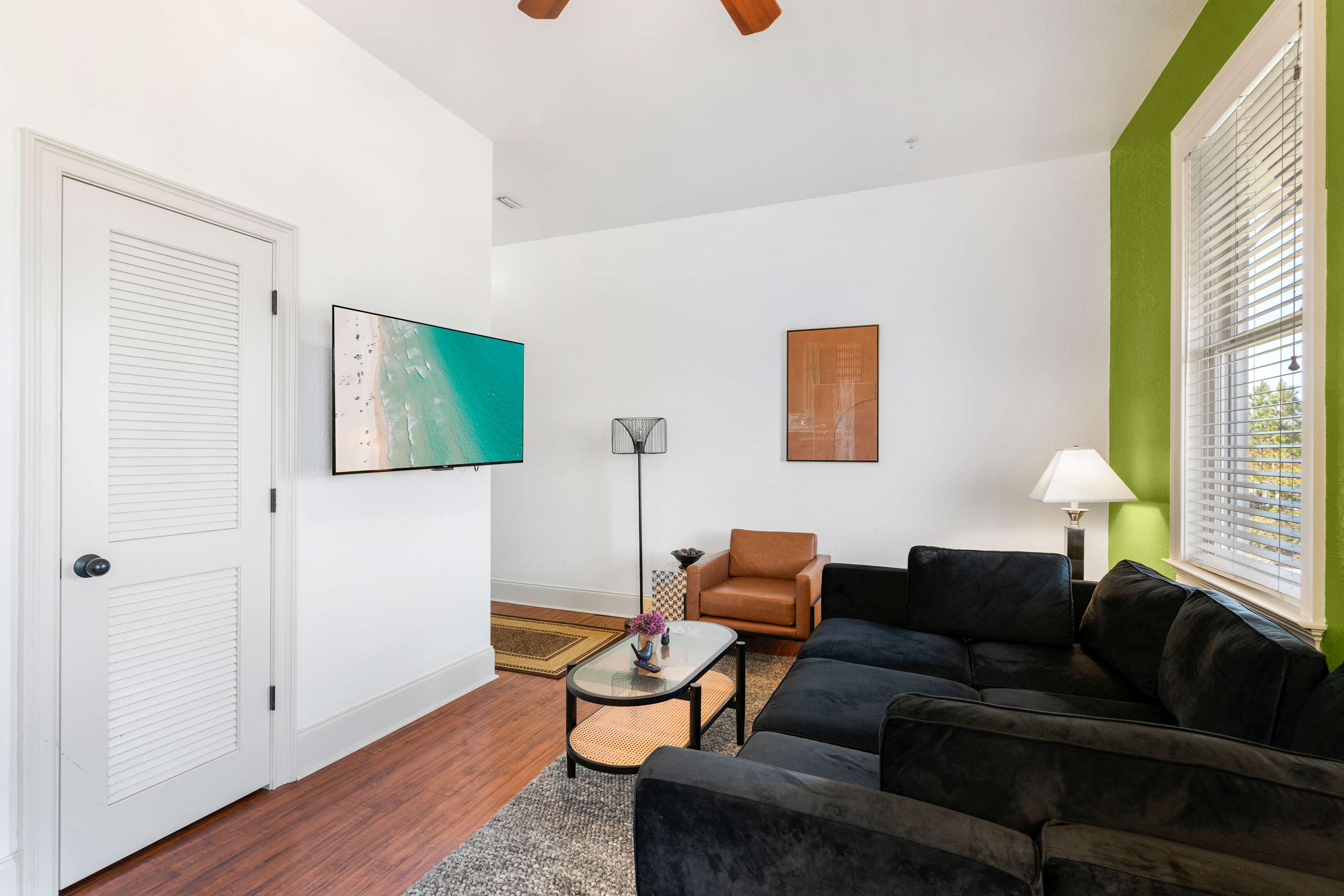 30A Inn Suites Signature King Suite 303 | Photo 3