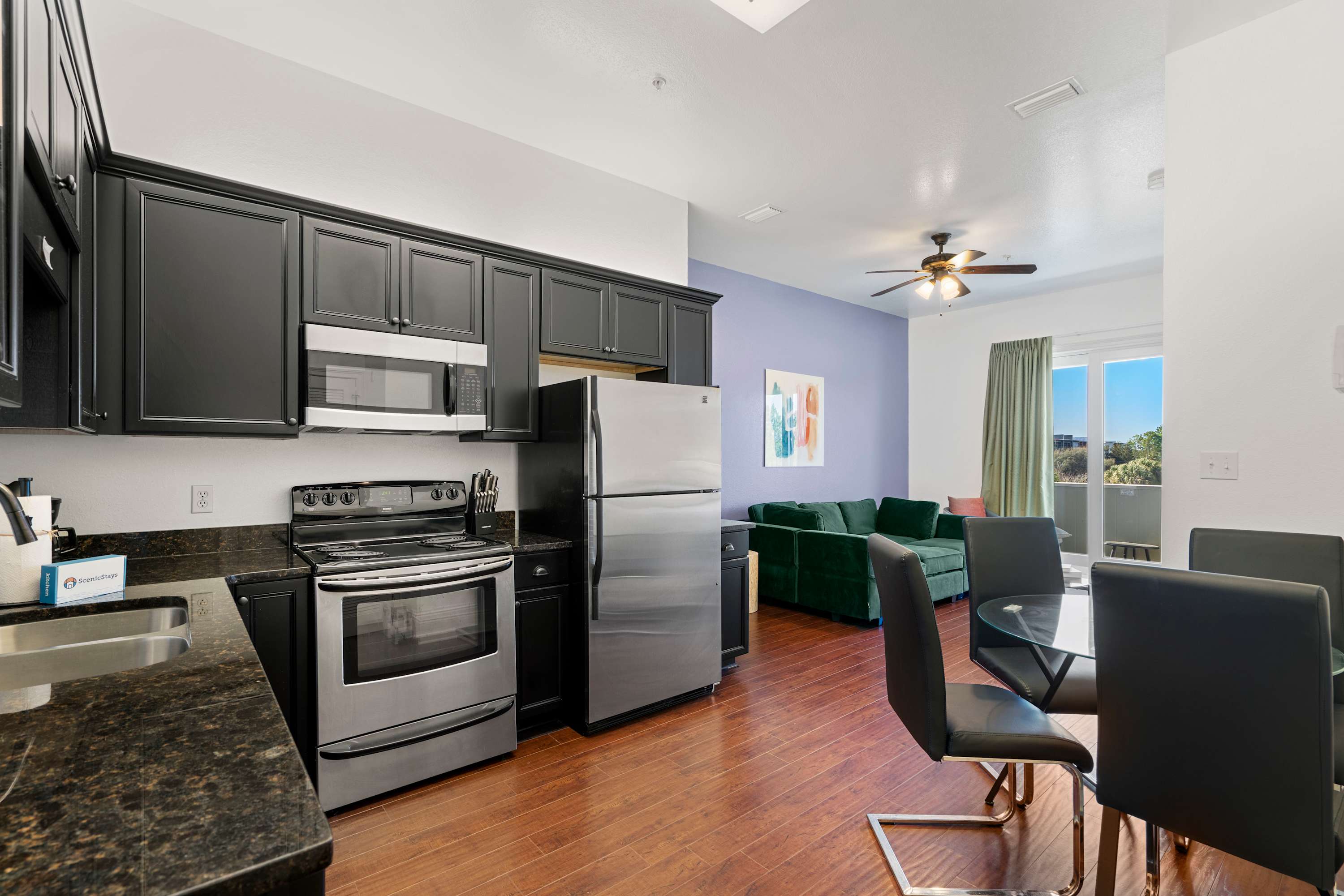 Featured Property 30A Inn Suites Signature King Suite 305