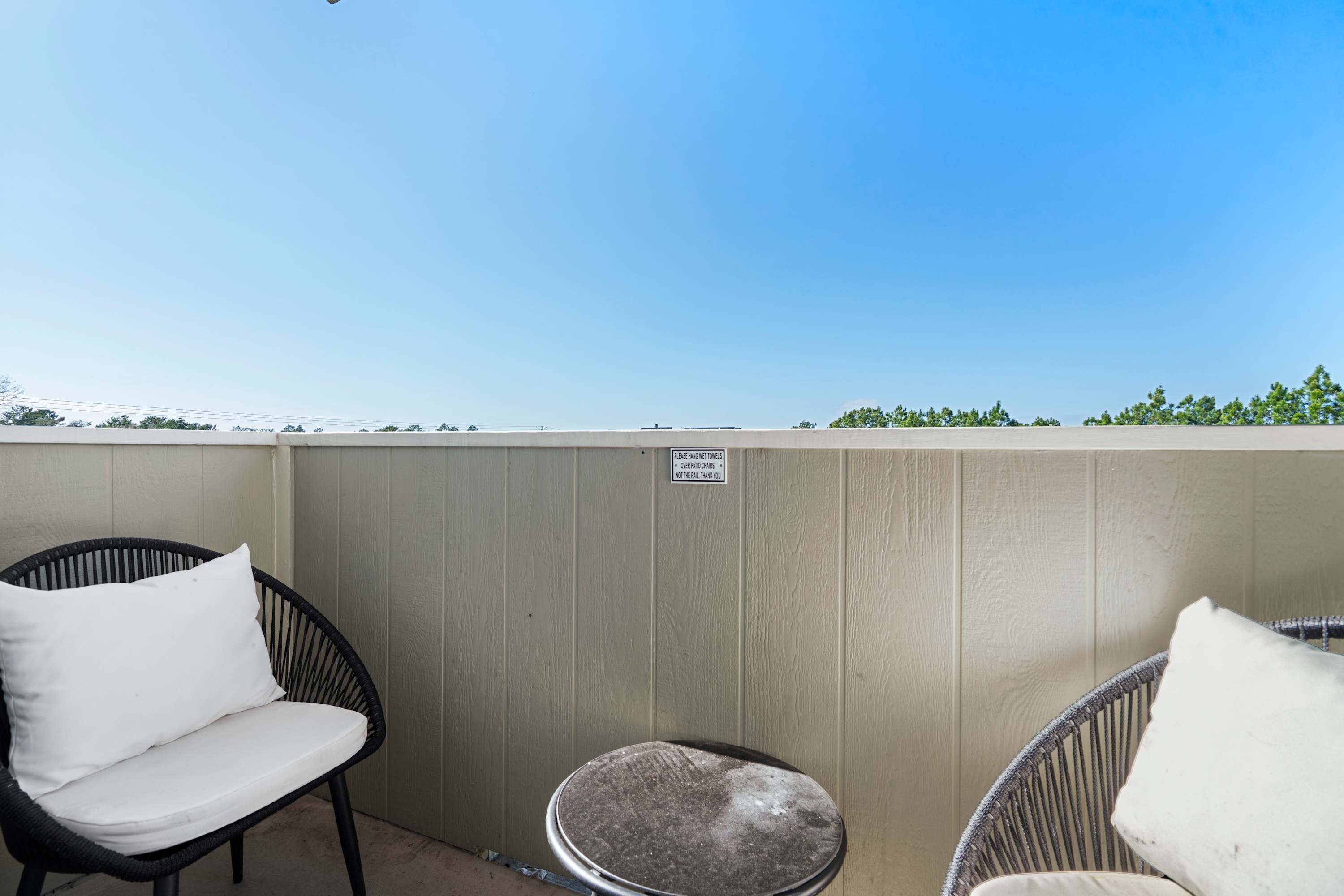 30A Inn Suites Signature King Suite 305 | Photo 11