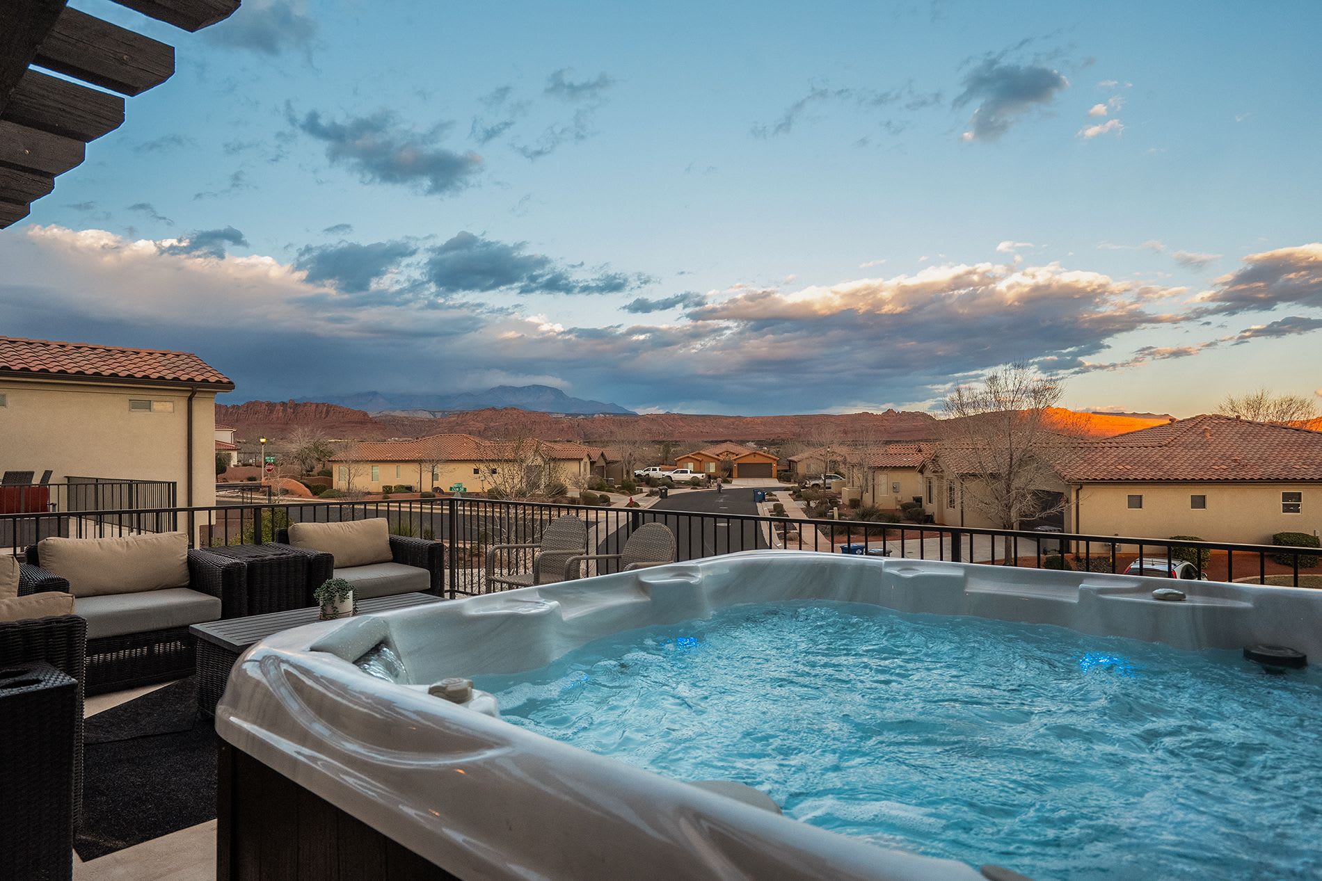 Private rooftop hot tub with incredible red rock sunset views