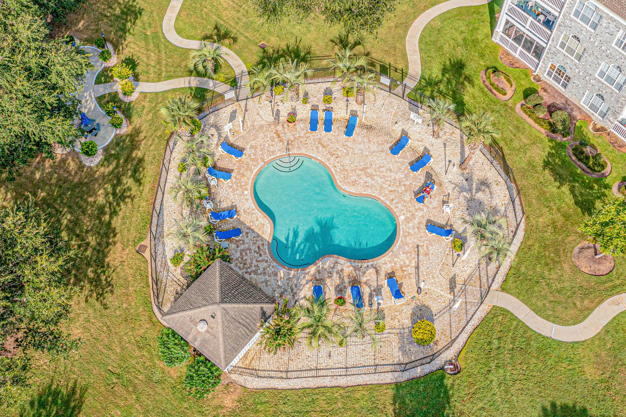 Magnolia Pointe 302 Pool View | Photo 32