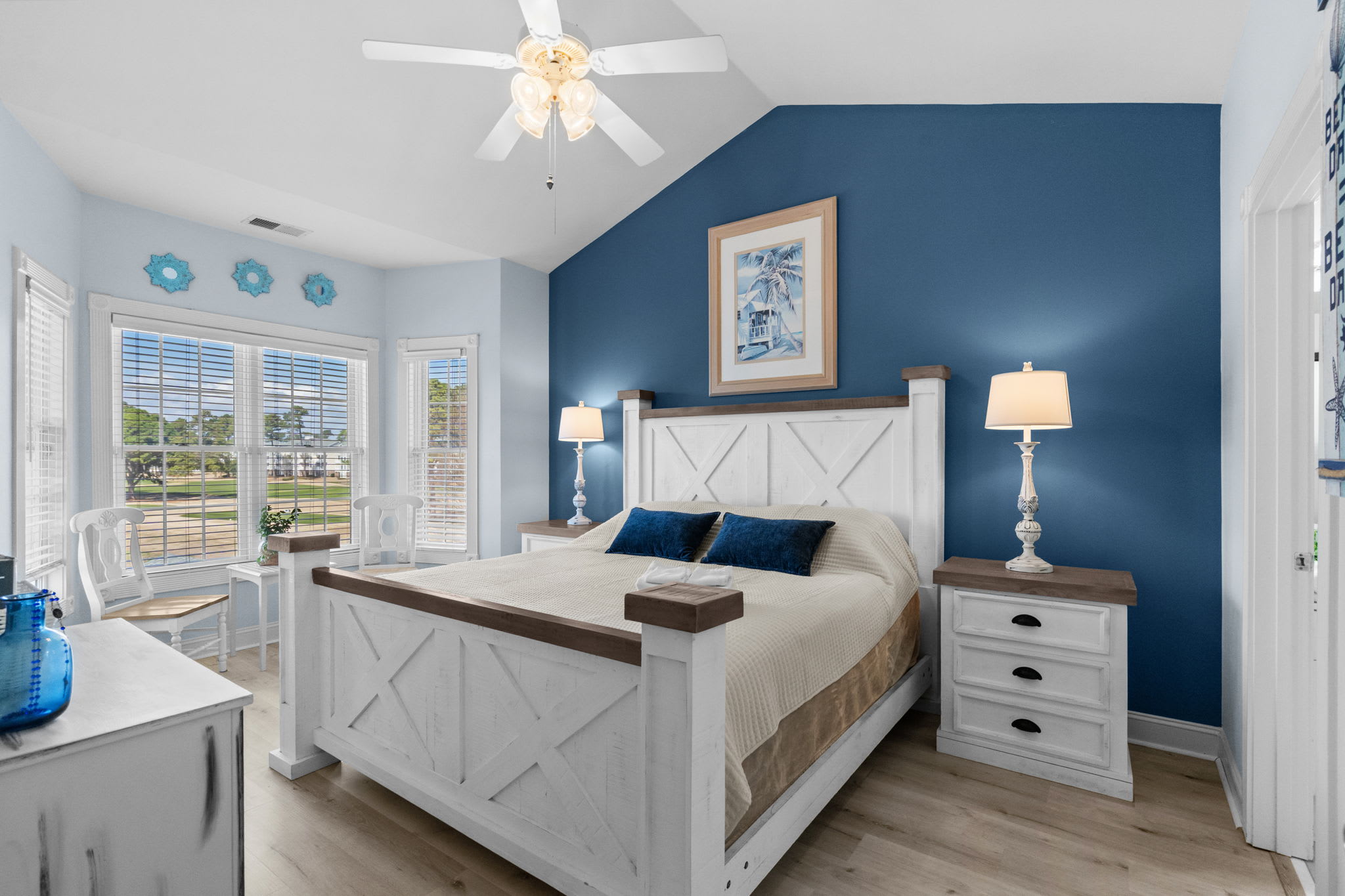 Magnolia Pointe 302 Pool View | Photo 15