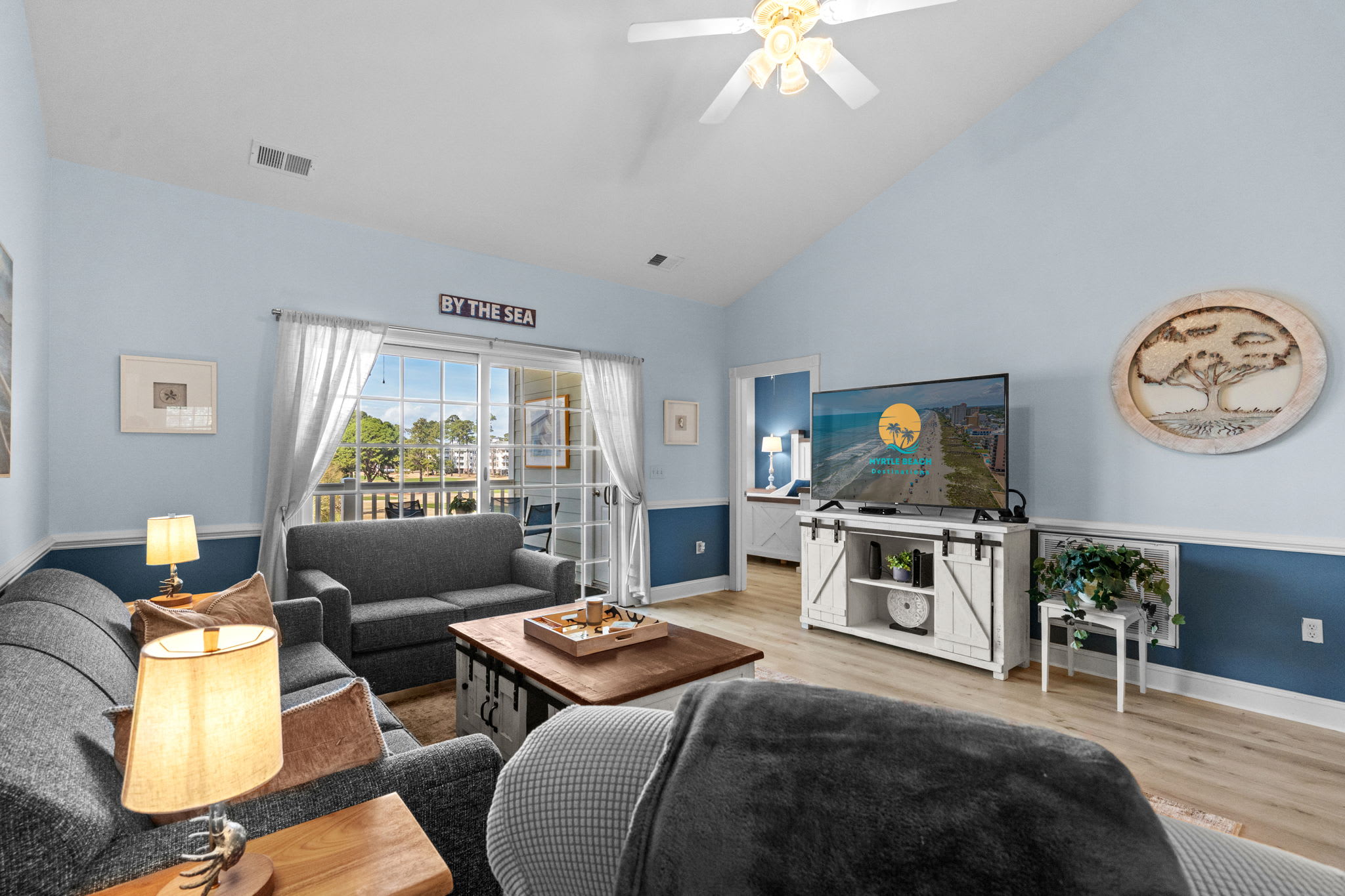 Magnolia Pointe 302 Pool View | Photo 9