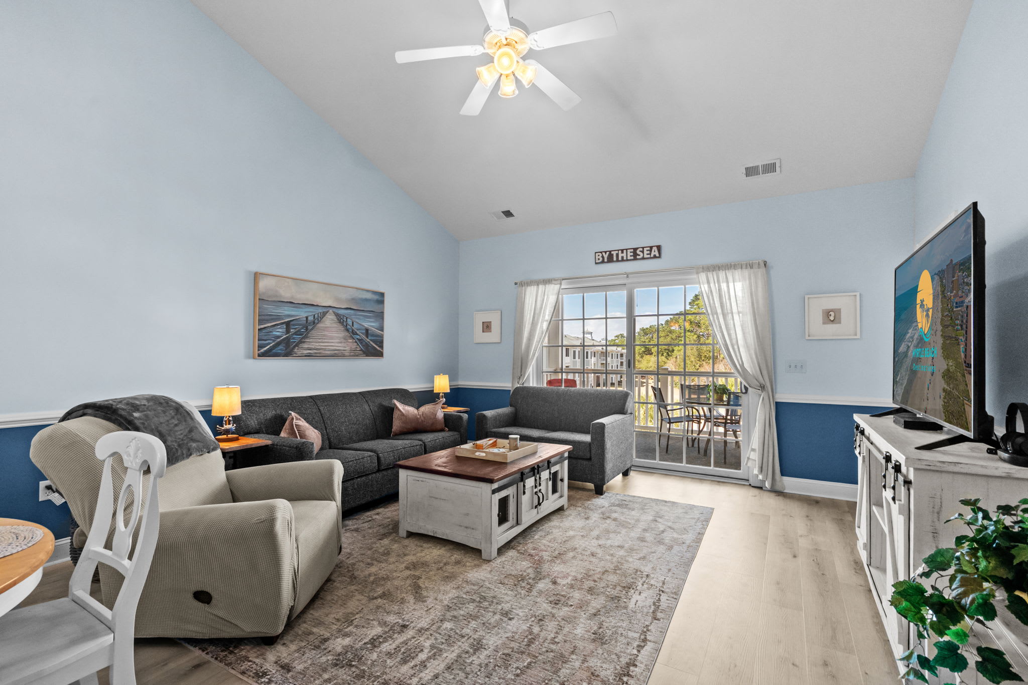 Magnolia Pointe 302 Pool View