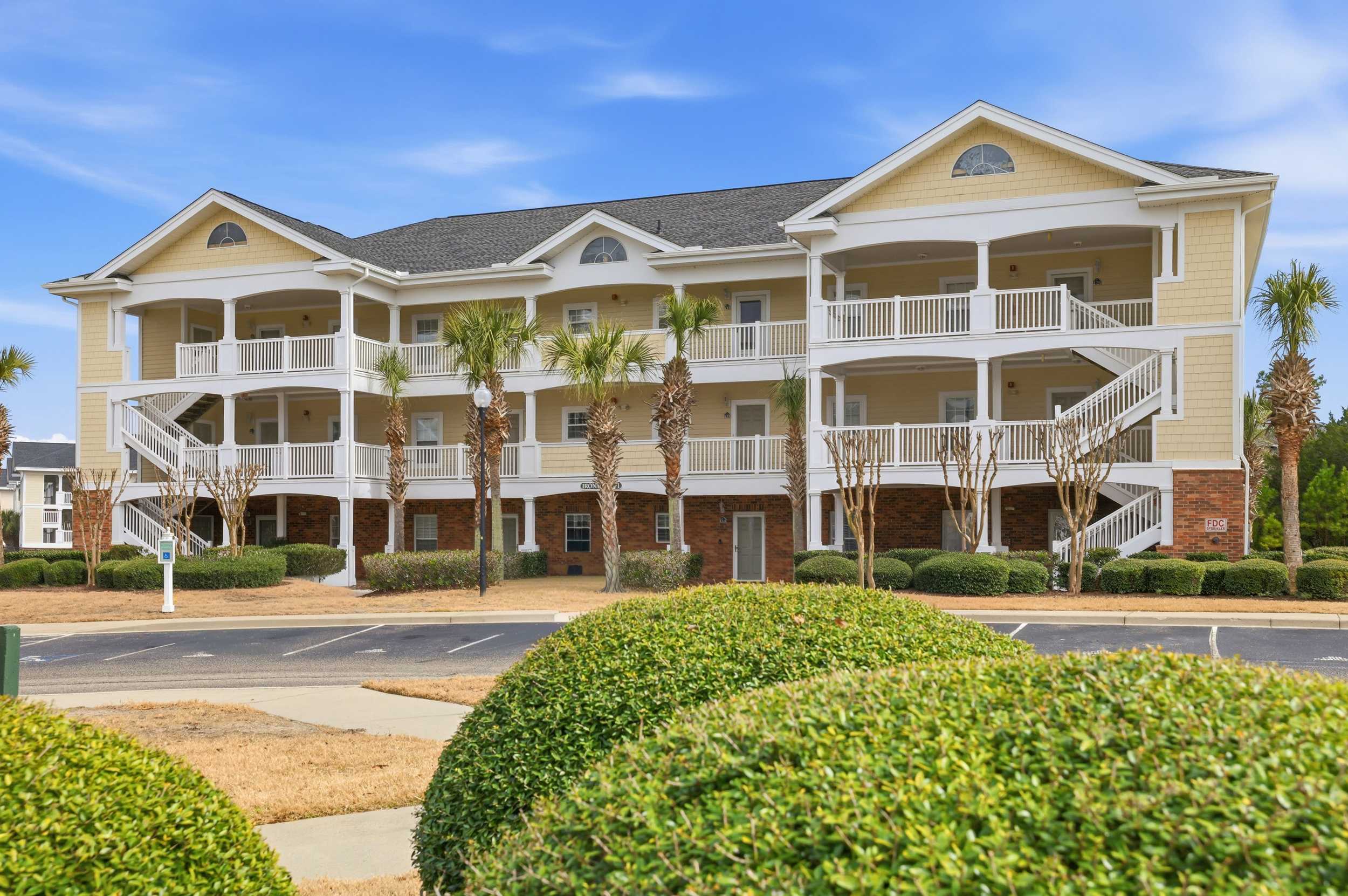 Sandy Tee Suite w Giant Pool Oasis Near Golf