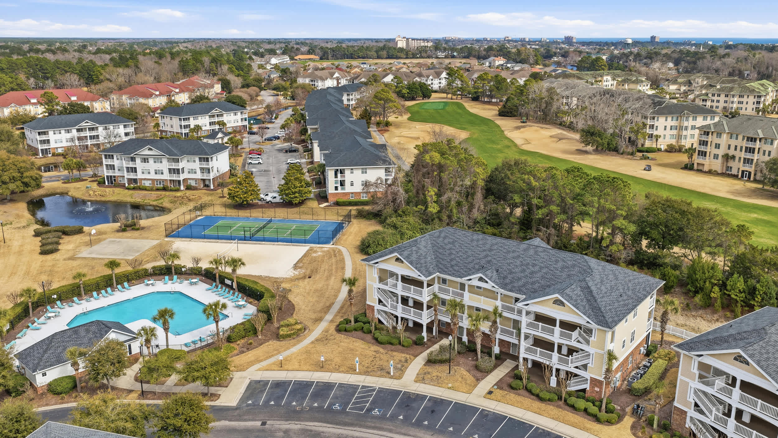 Sandy Tee Suite w Giant Pool Oasis Near Golf