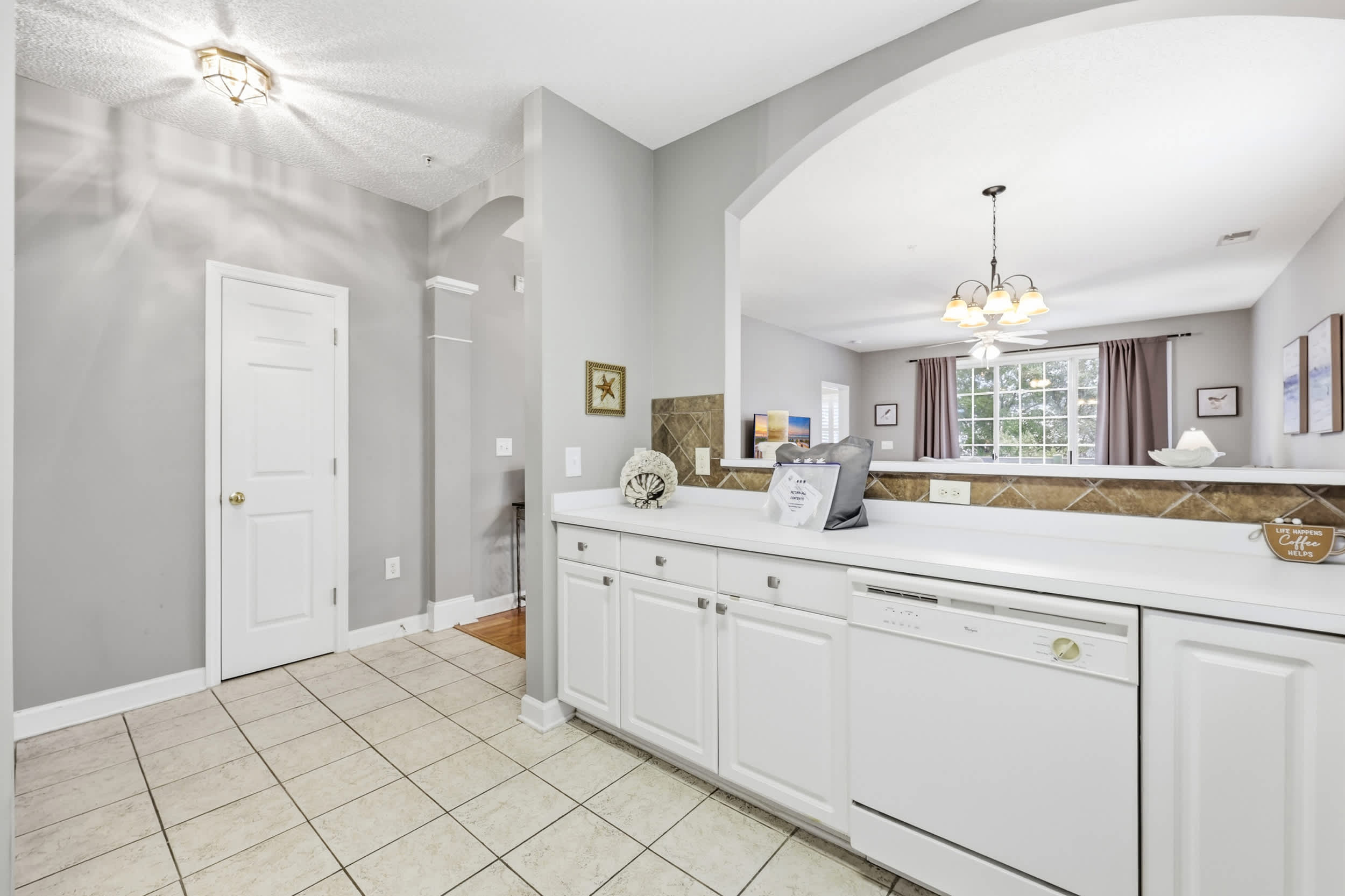 Sandy Tee Suite w Giant Pool Oasis Near Golf