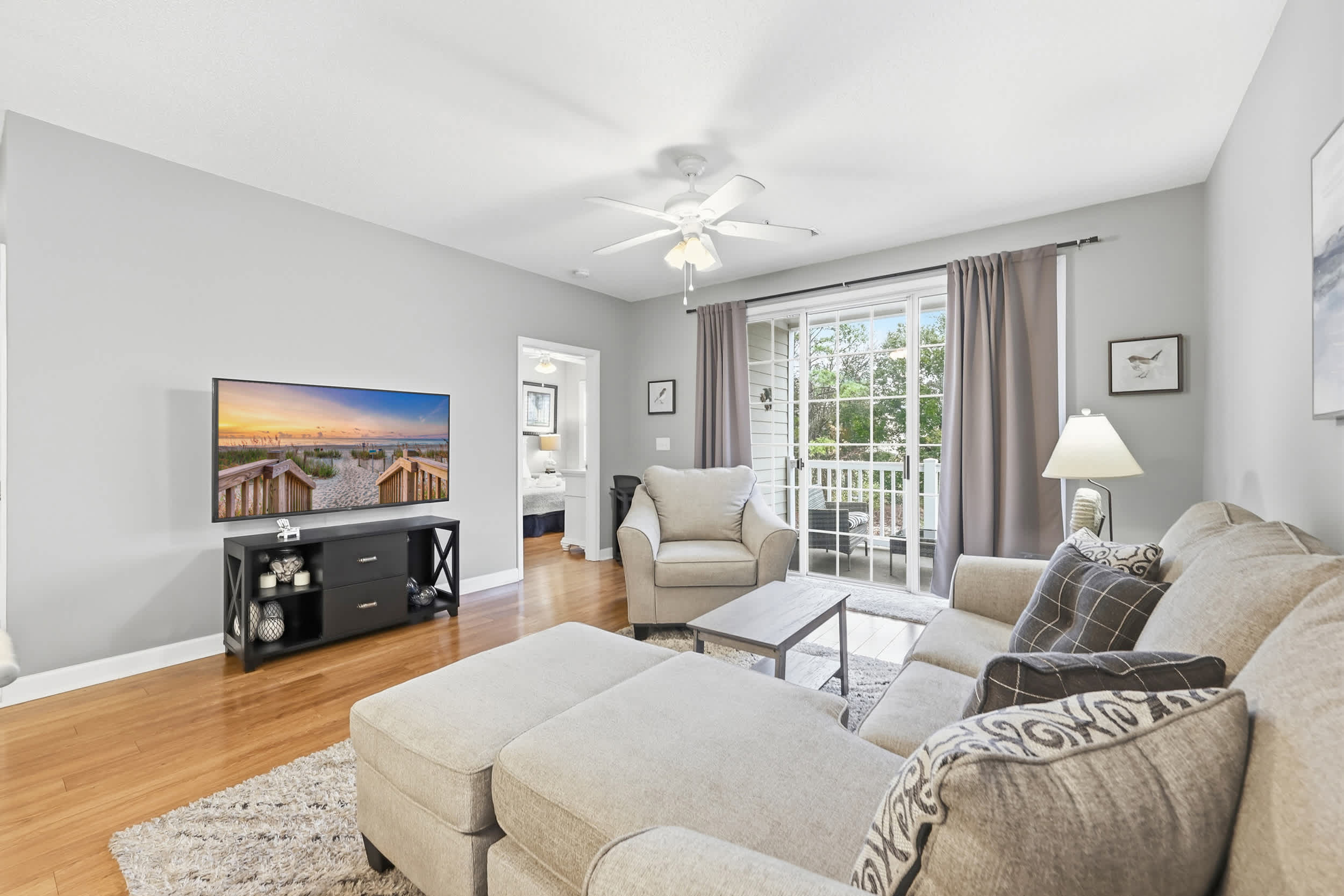 Sandy Tee Suite w Giant Pool Oasis Near Golf