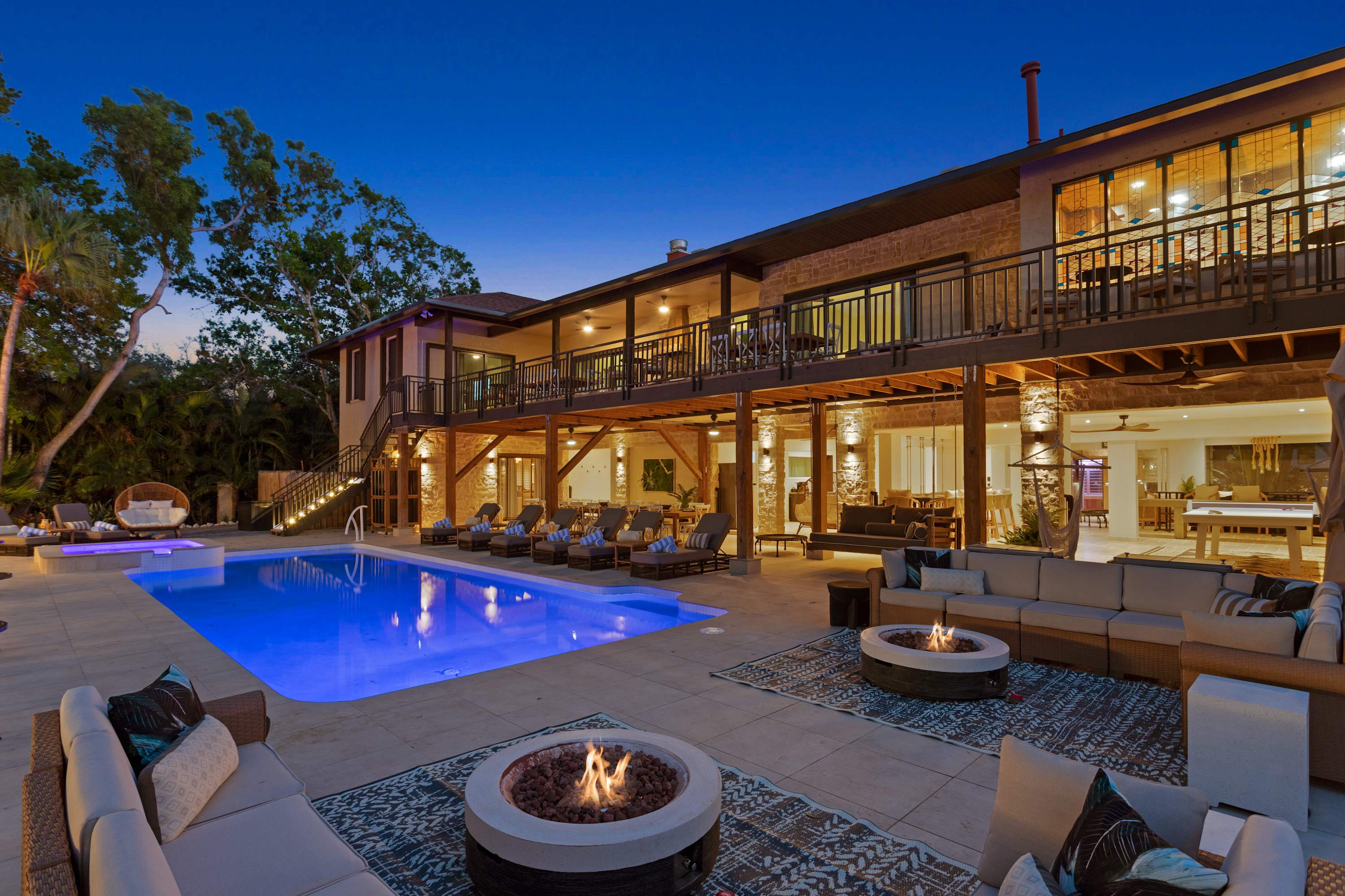 New! Lux Estate, Pool, Hot Tub, Sauna, Cold Plunge — Bradenton, FL — vacation rental