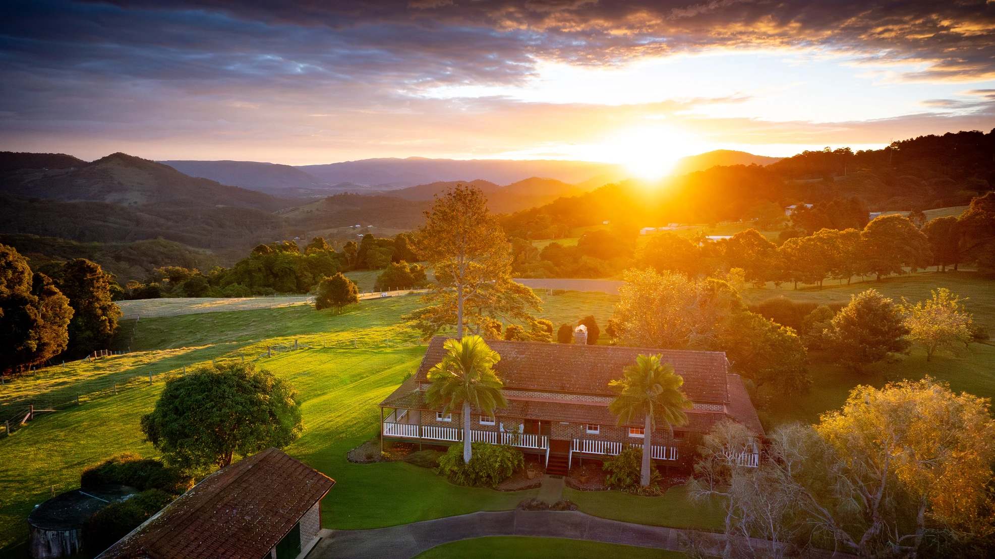 Valley View Retreat  Private 36 Acre Hinterland Escape