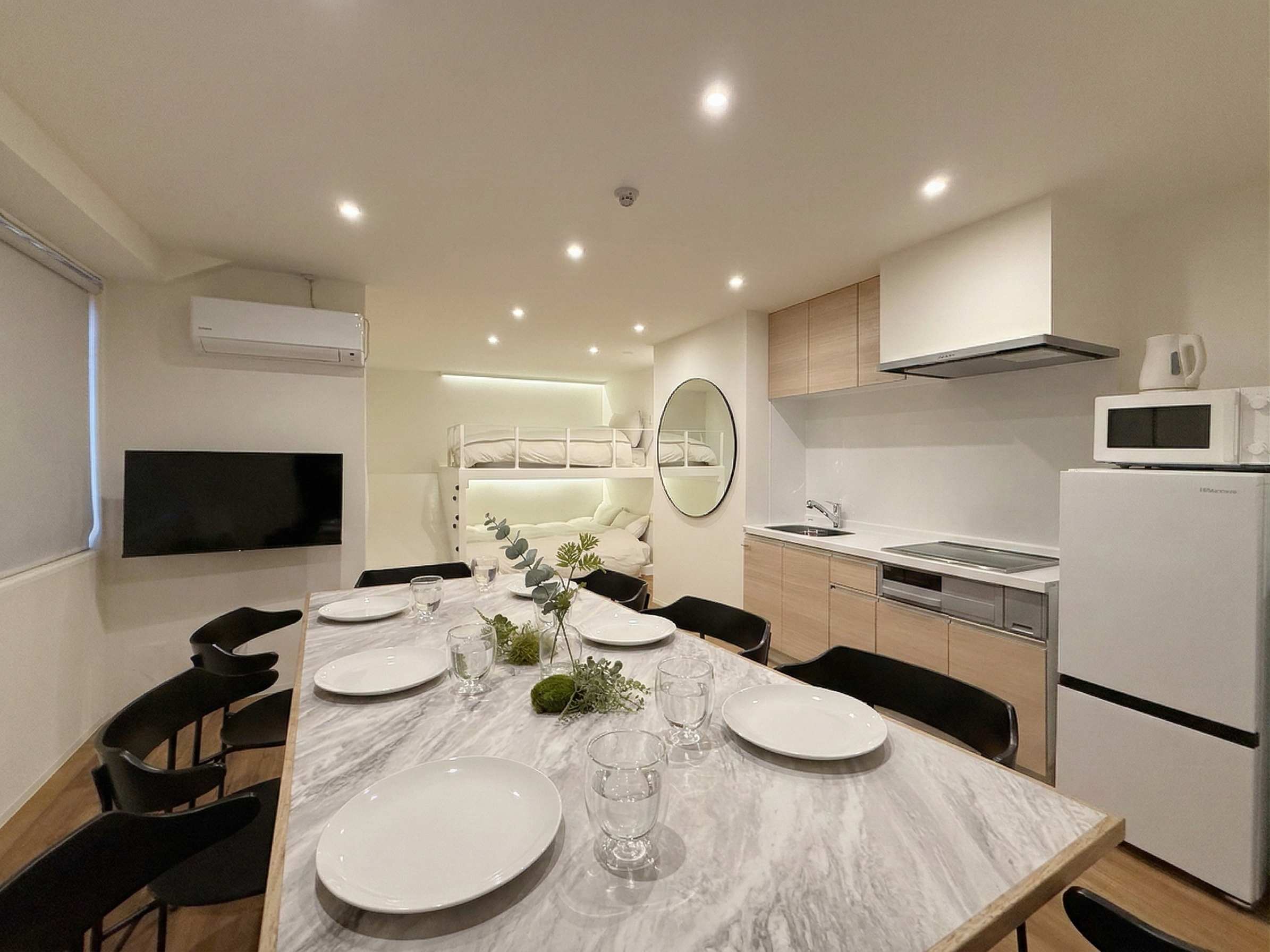 Bright & New 2BR Apartment Group Friendly