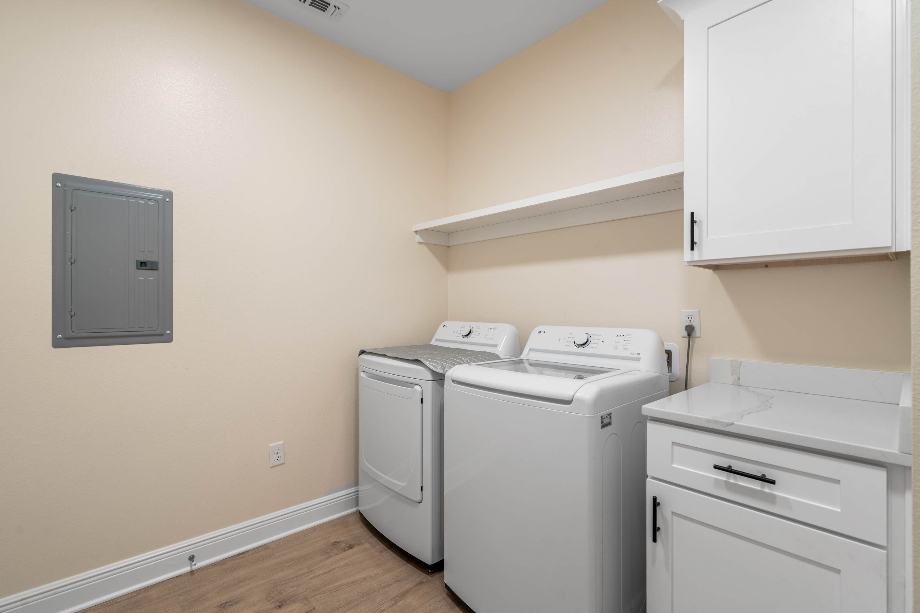 Navarre Wanna Leave 3 Bedroom 14