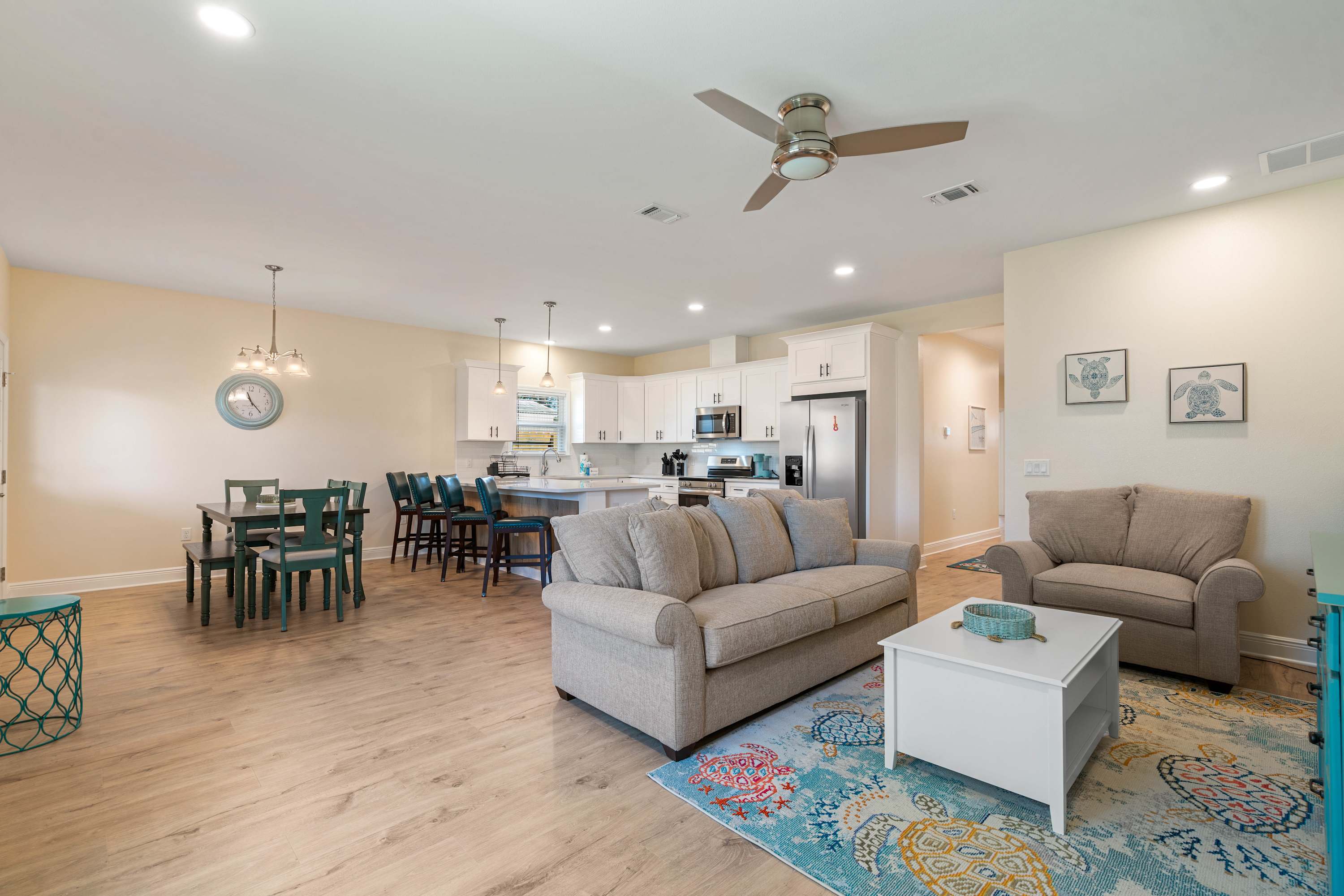 Navarre Wanna Leave 3 Bedroom 17