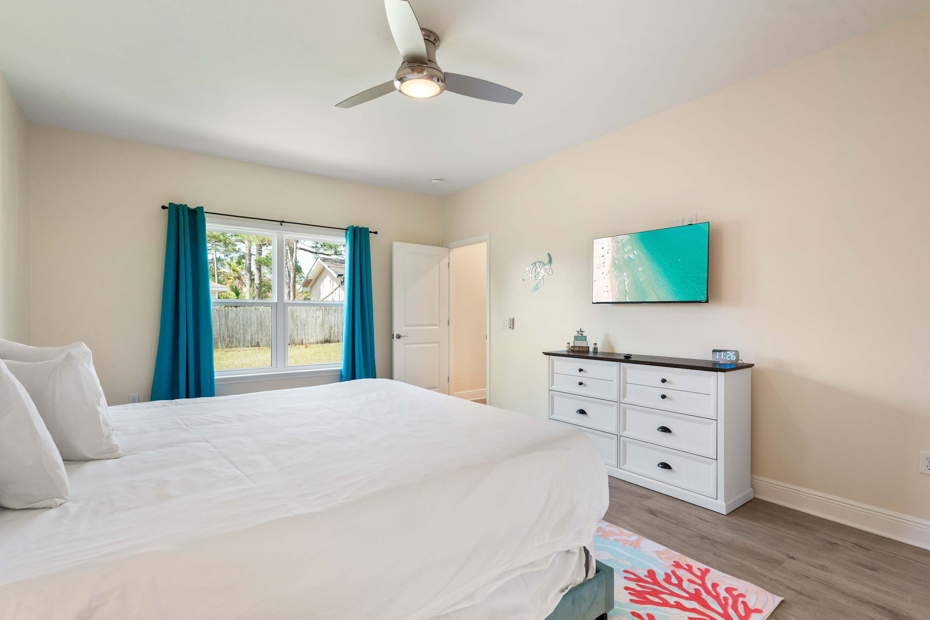 Navarre Wanna Leave 3 Bedroom 25