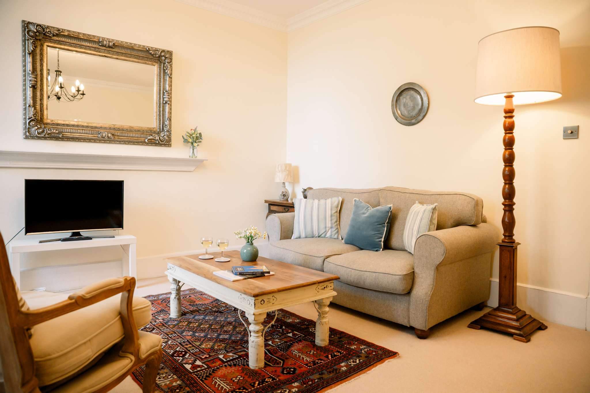 Converted apartment w/Moray Feu garden view