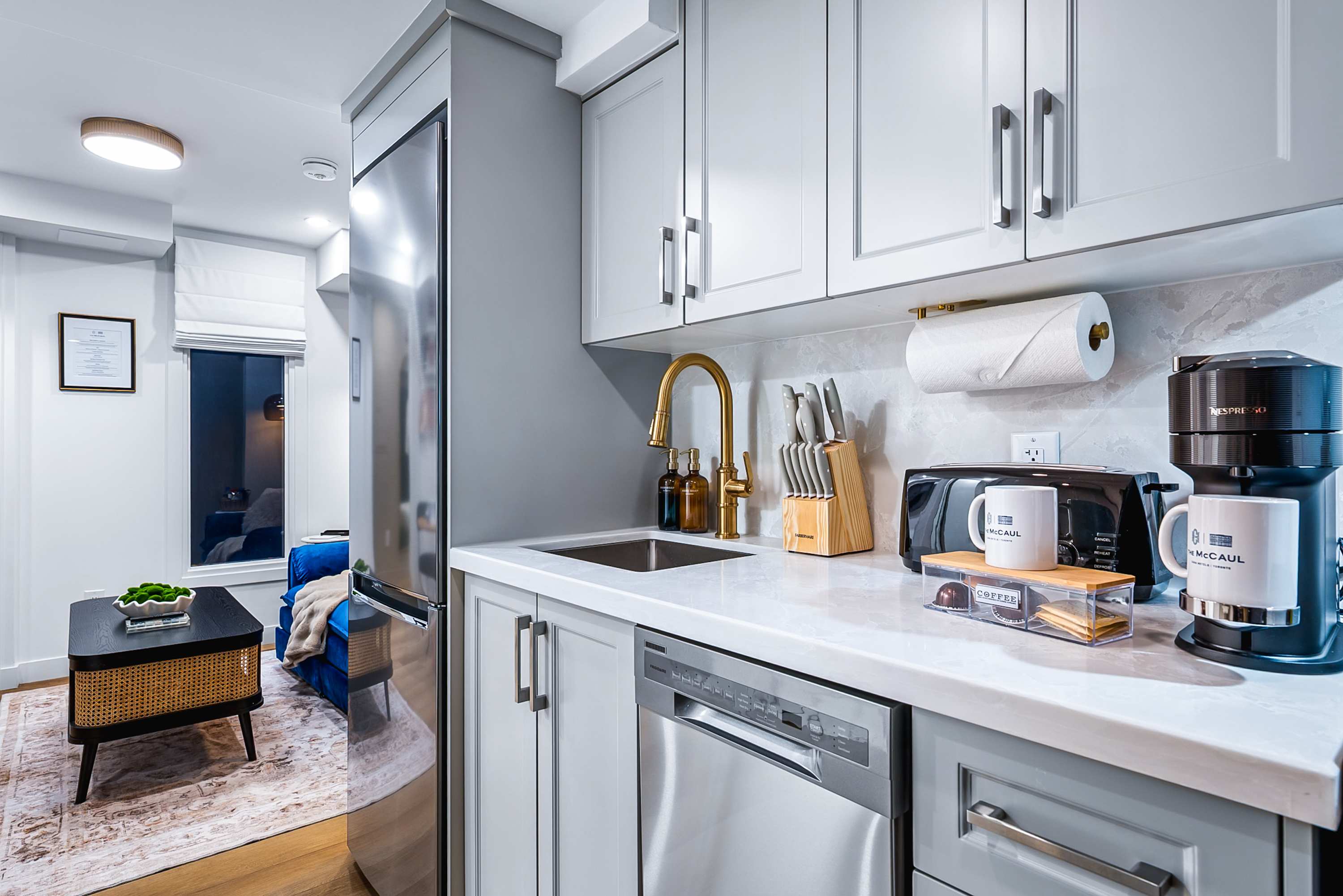 Fully equipped kitchen with modern appliances.