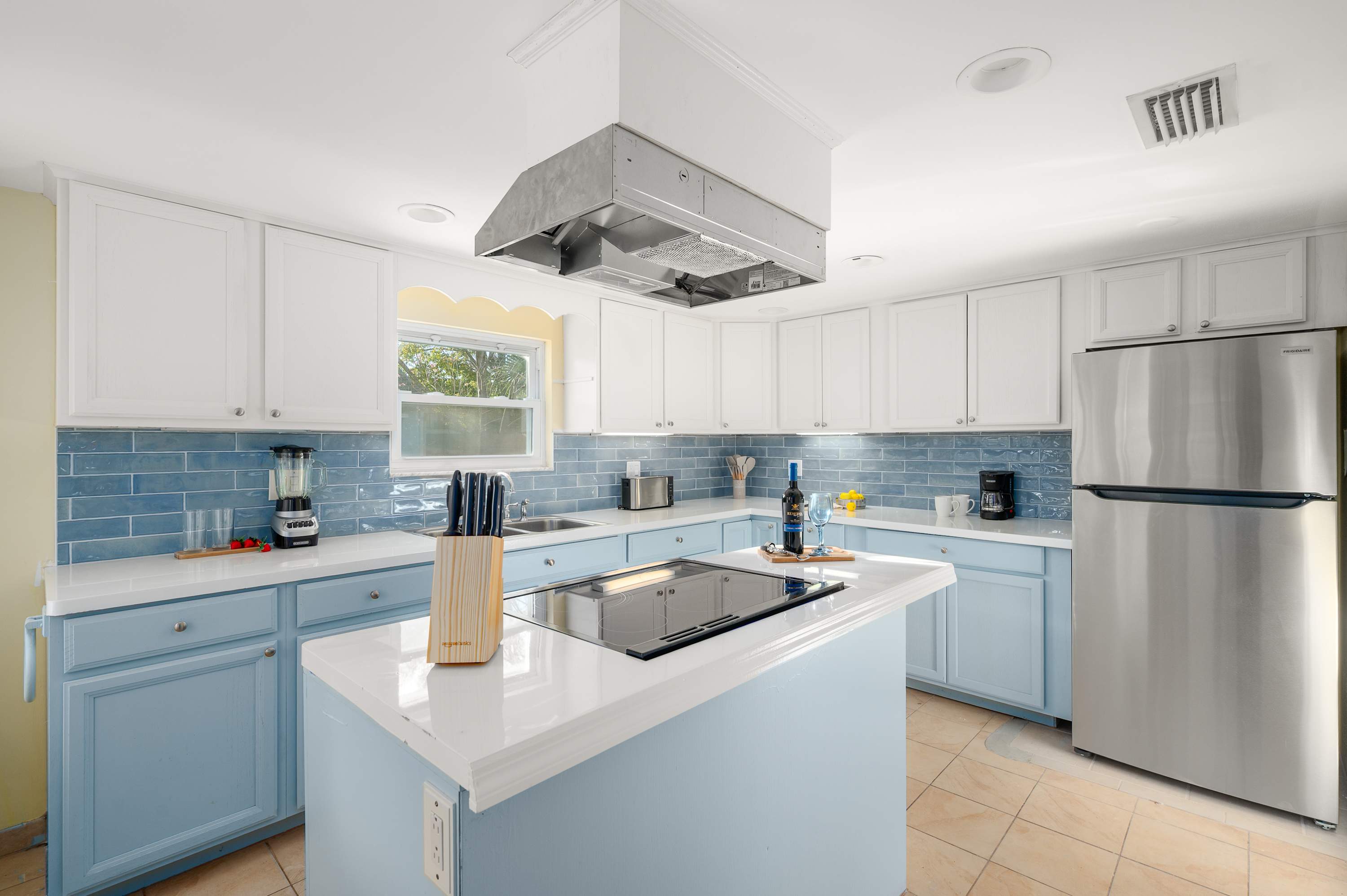 Heated Pool! Playground Mini Golf Sport Court