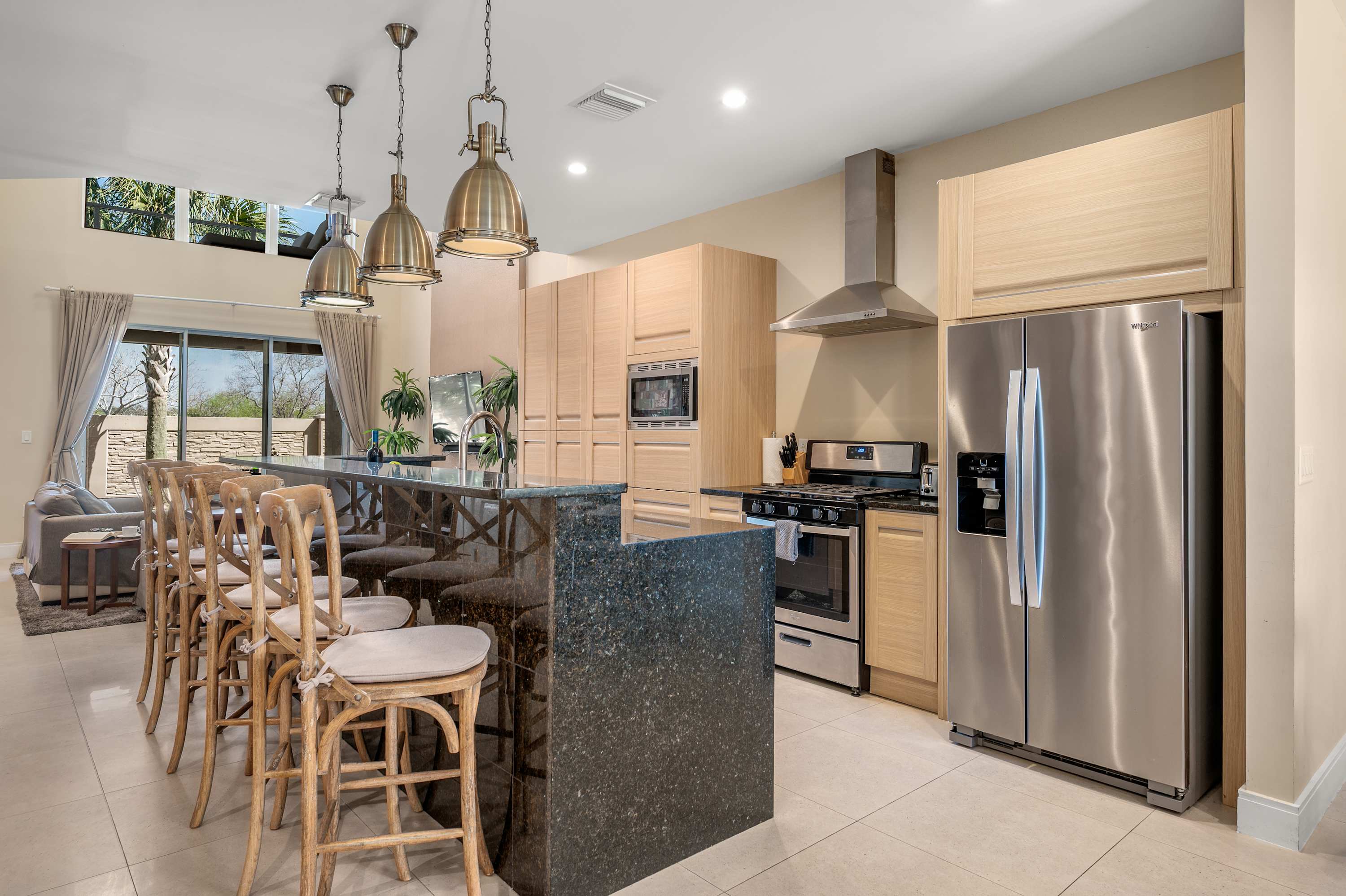 4 BR Home w Resort Amenities  3 MI to Disney