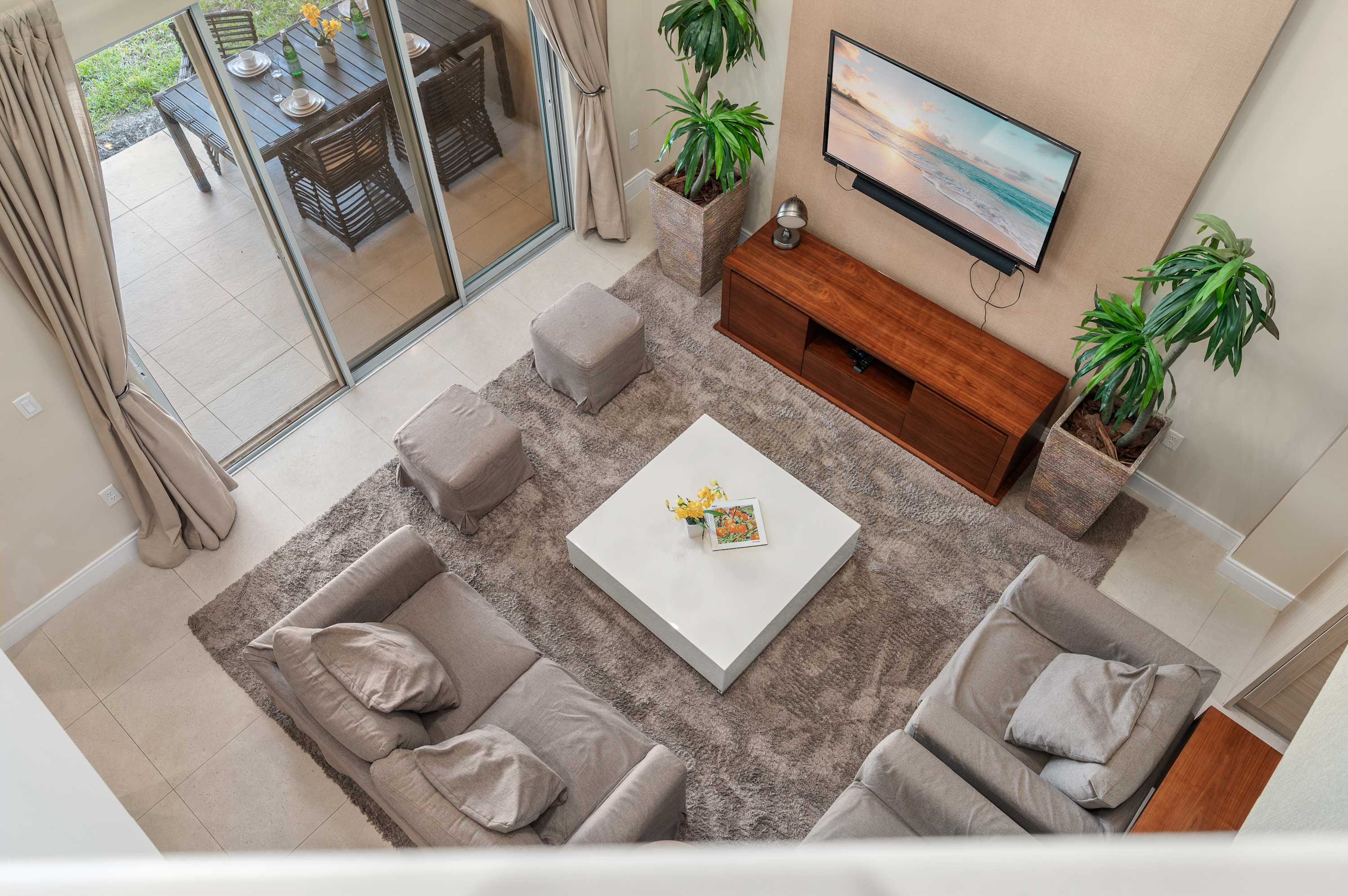 4 BR Home w Resort Amenities  3 MI to Disney