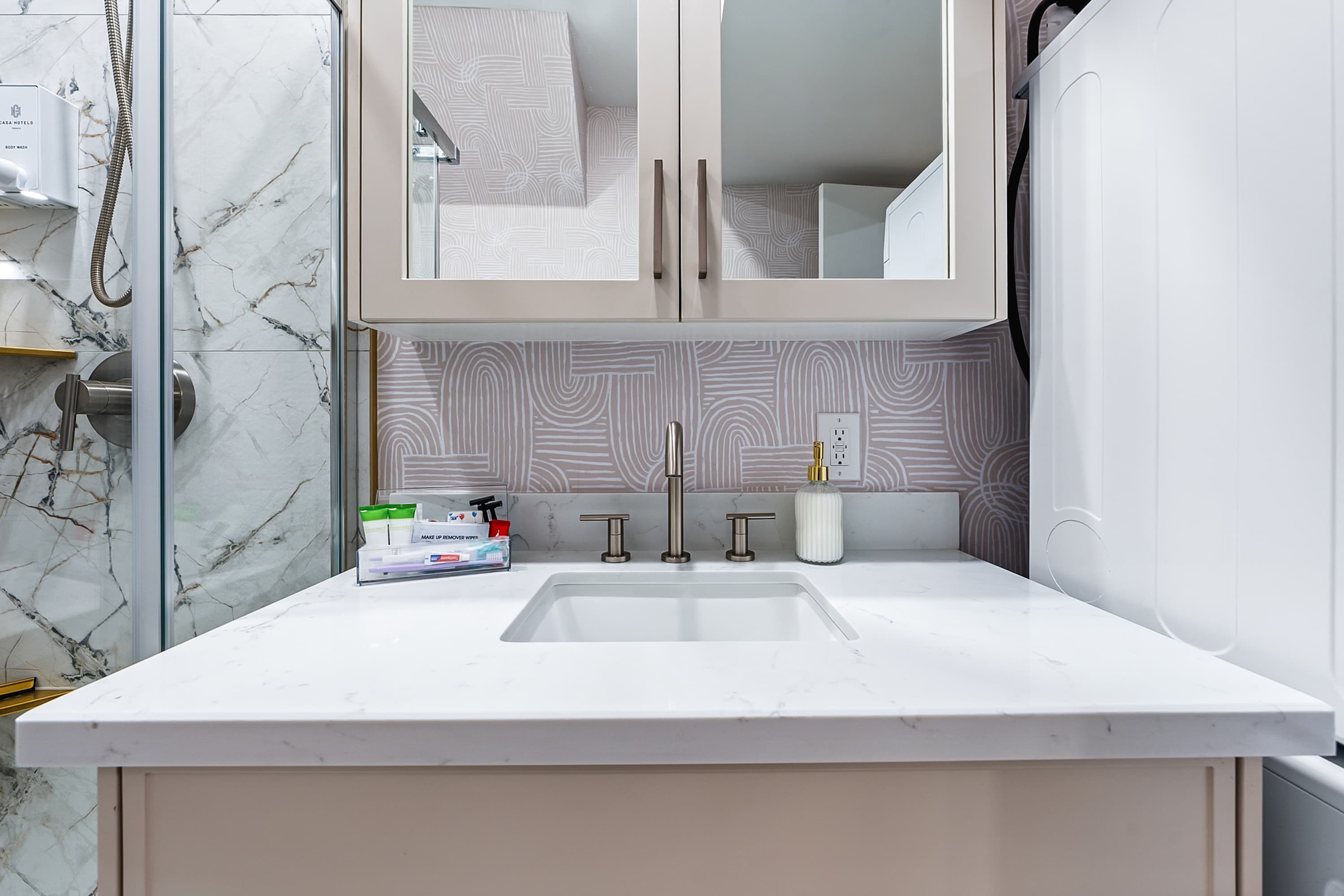 Spotless and well-appointed bathroom.