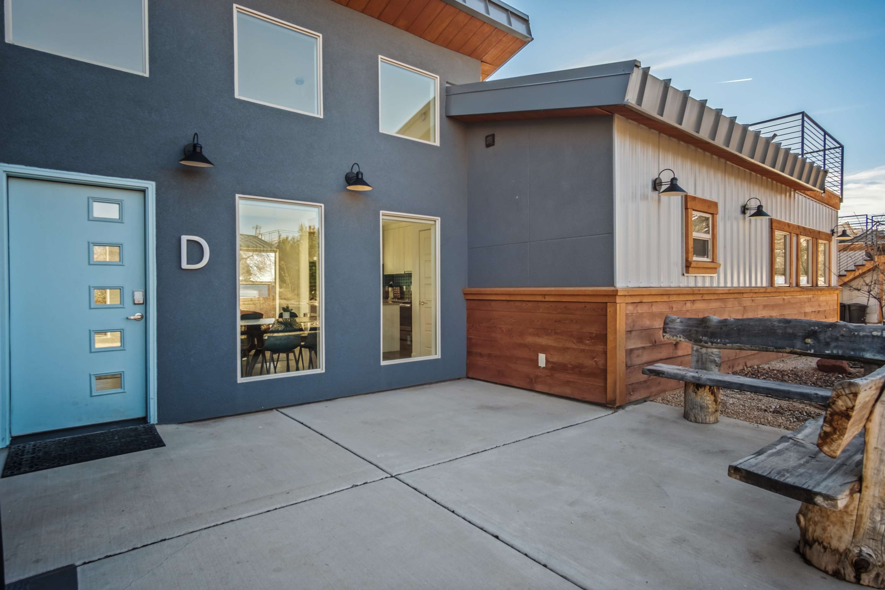 Kanab Rooftop Views, Pool & Hot Tub near Zion, Bryce, North Rim of the Grand Canyon — Kanab, UT — vacation rental