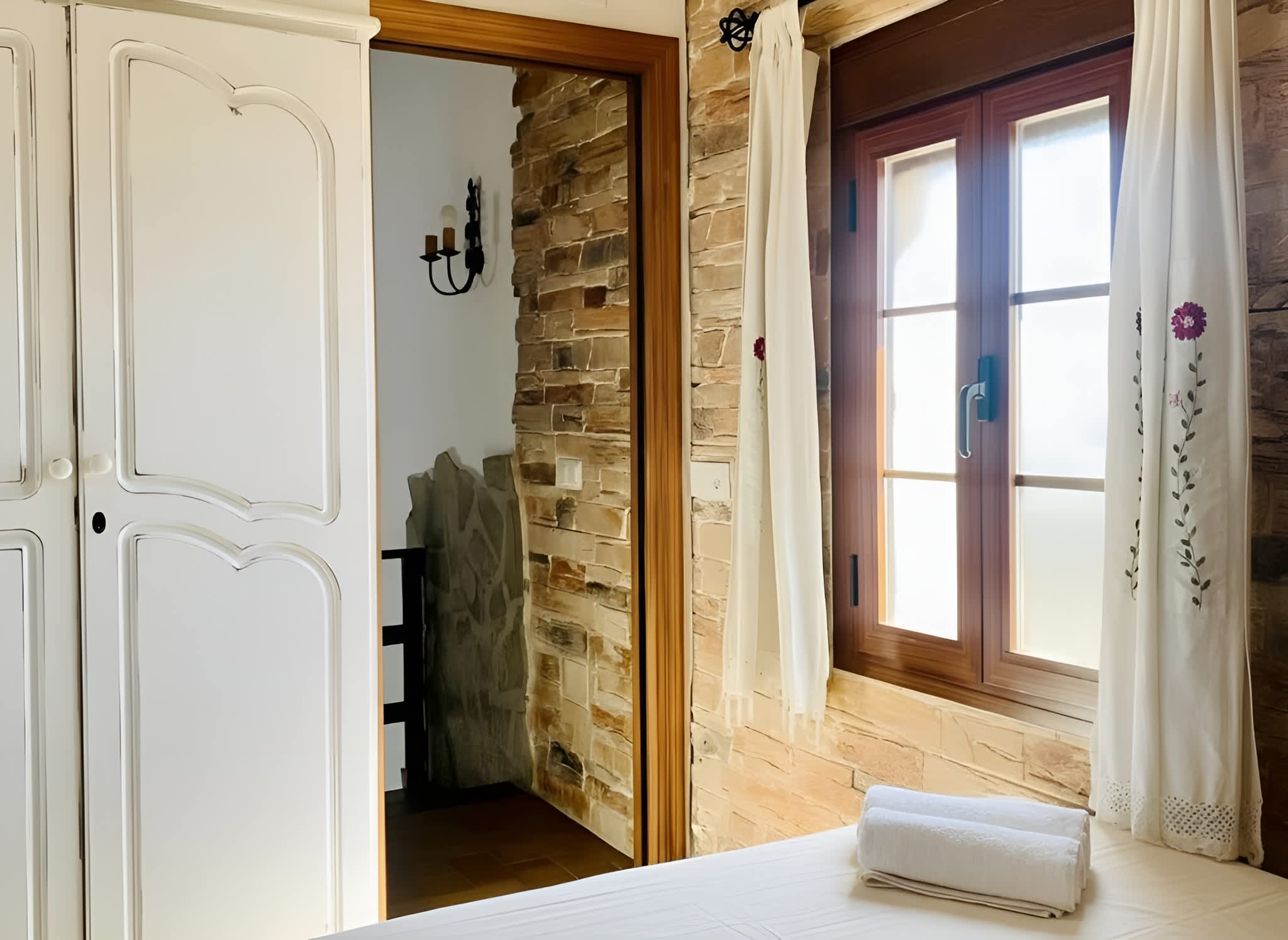 Amplio Chalet con Piscina, Terraza y Barbacoa – Cerca del Mar en Conil - image 11