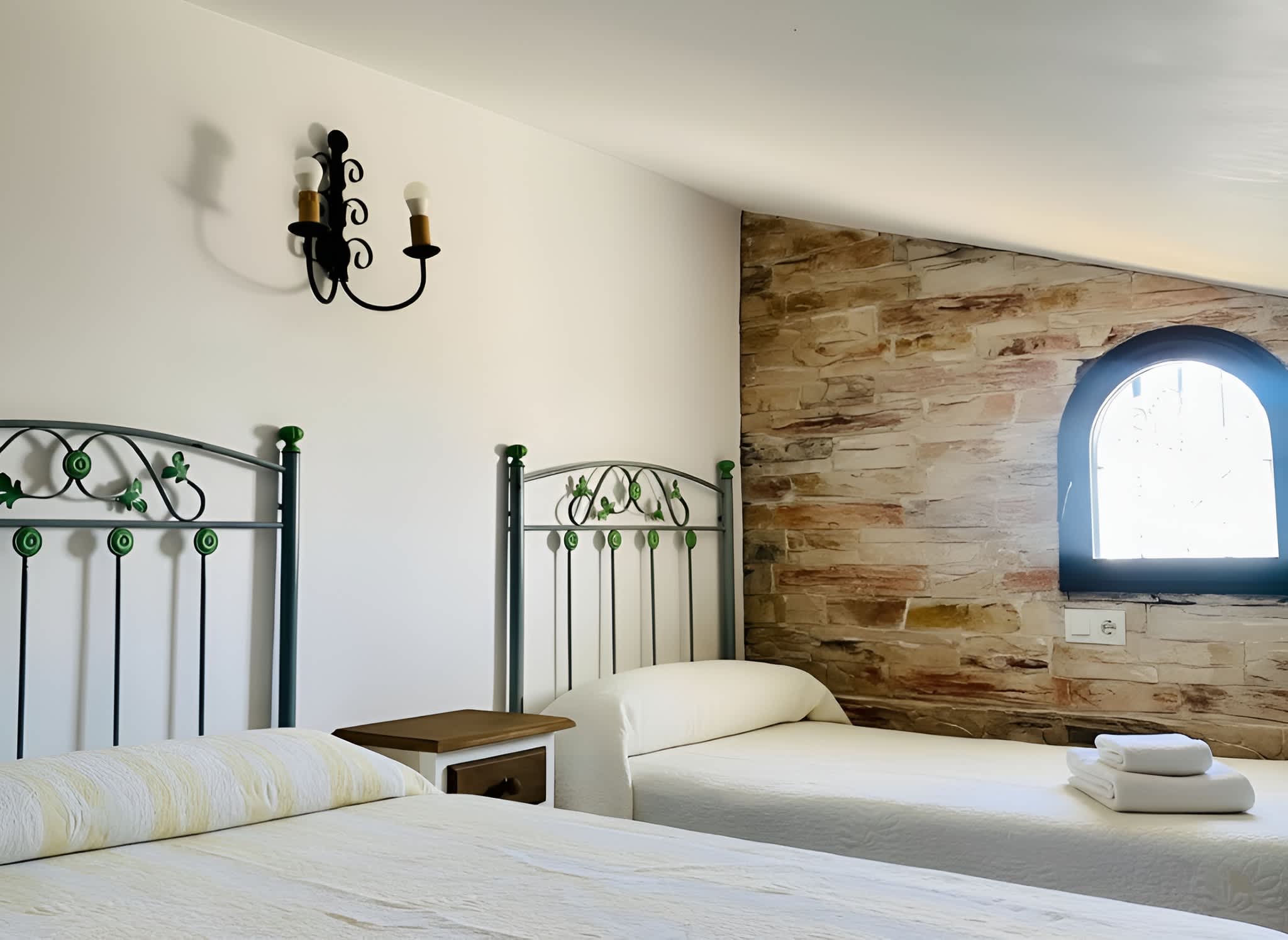 Amplio Chalet con Piscina, Terraza y Barbacoa – Cerca del Mar en Conil - image 22