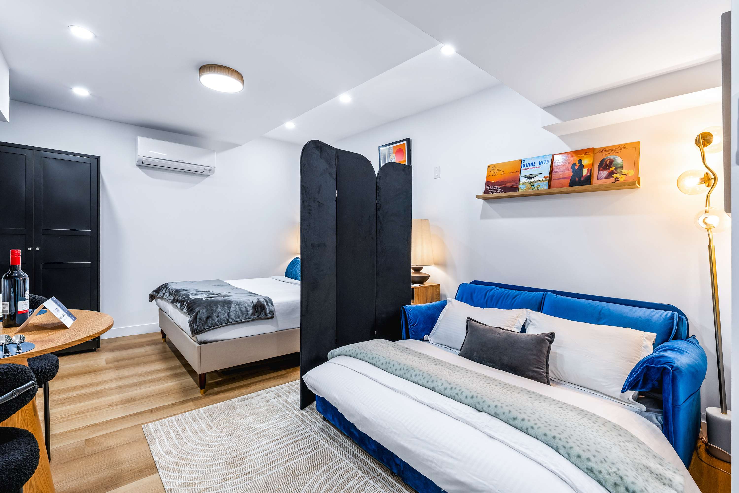 Thoughtfully designed studio with separate sleeping and sofa bed.