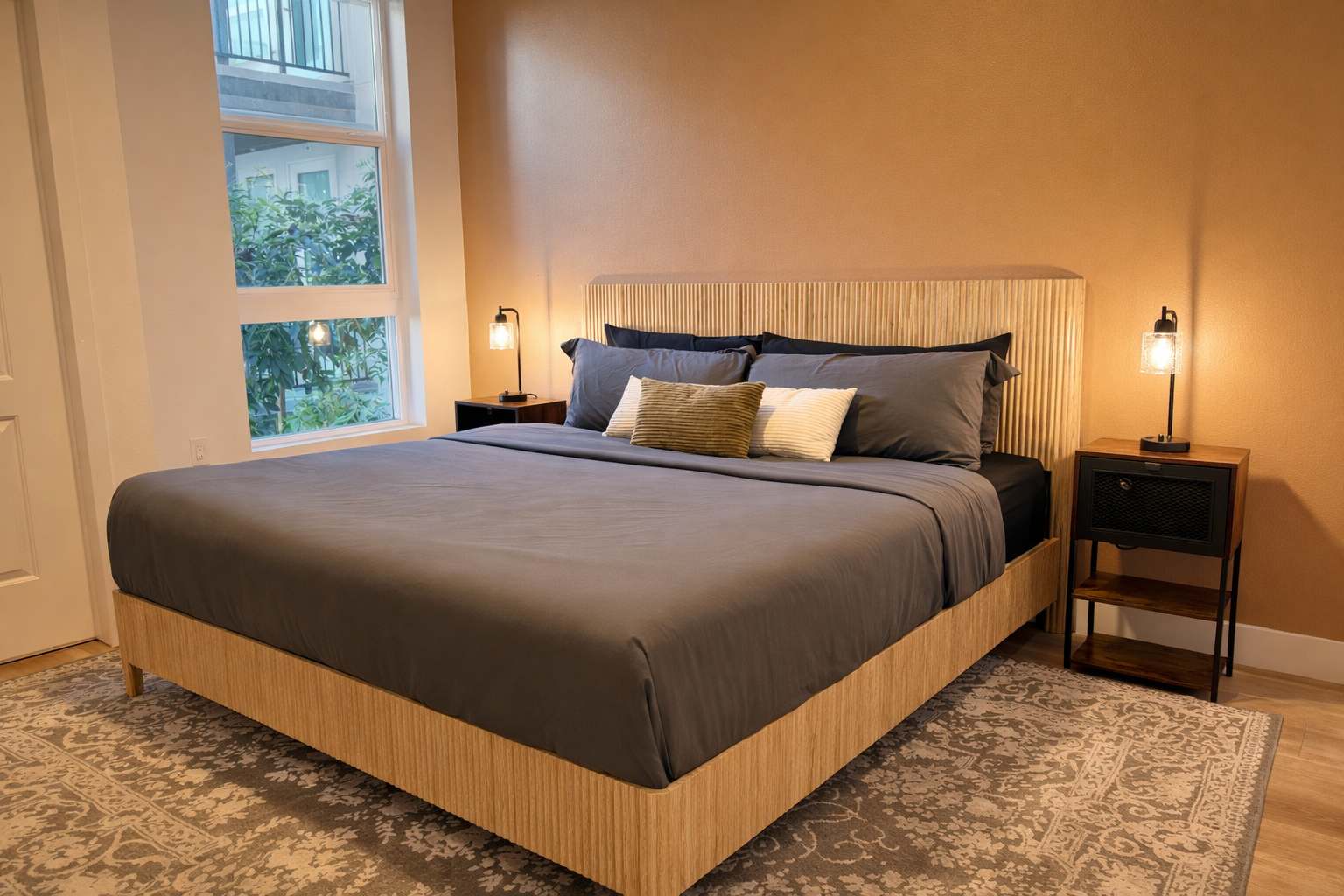 Sunny Apartment Near Disneyland - Pool & Gym
