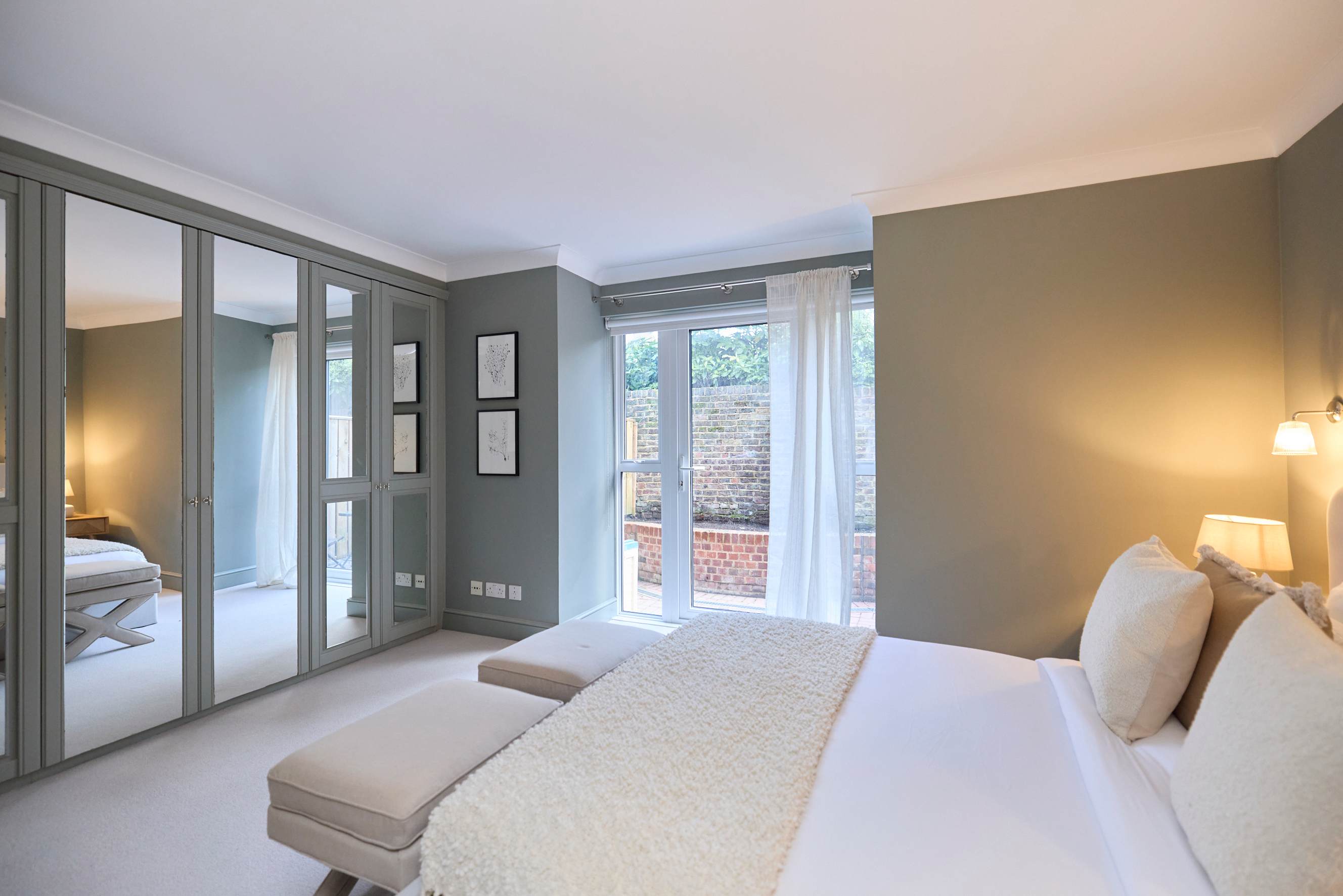 View The Abbey Mews House in 6 Grace Mews, 20 Abbey Road NW8 9BW The Abbey Mews House in 6 Grace Mews, 20 Abbey Road NW8 9BW - Property image 16 - VivreStays