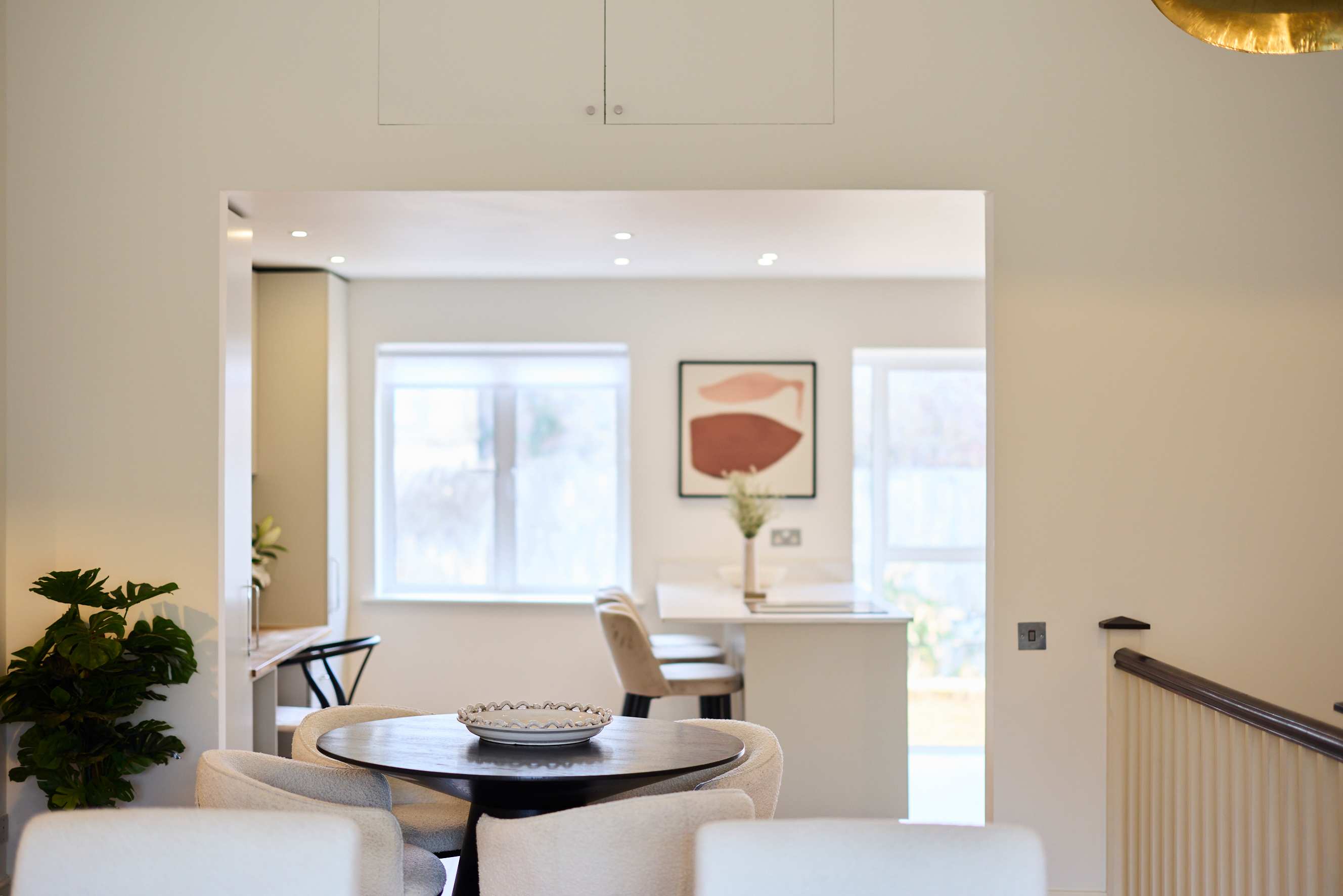 View The Abbey Mews House in 6 Grace Mews, 20 Abbey Road NW8 9BW The Abbey Mews House in 6 Grace Mews, 20 Abbey Road NW8 9BW - Property image 12 - VivreStays