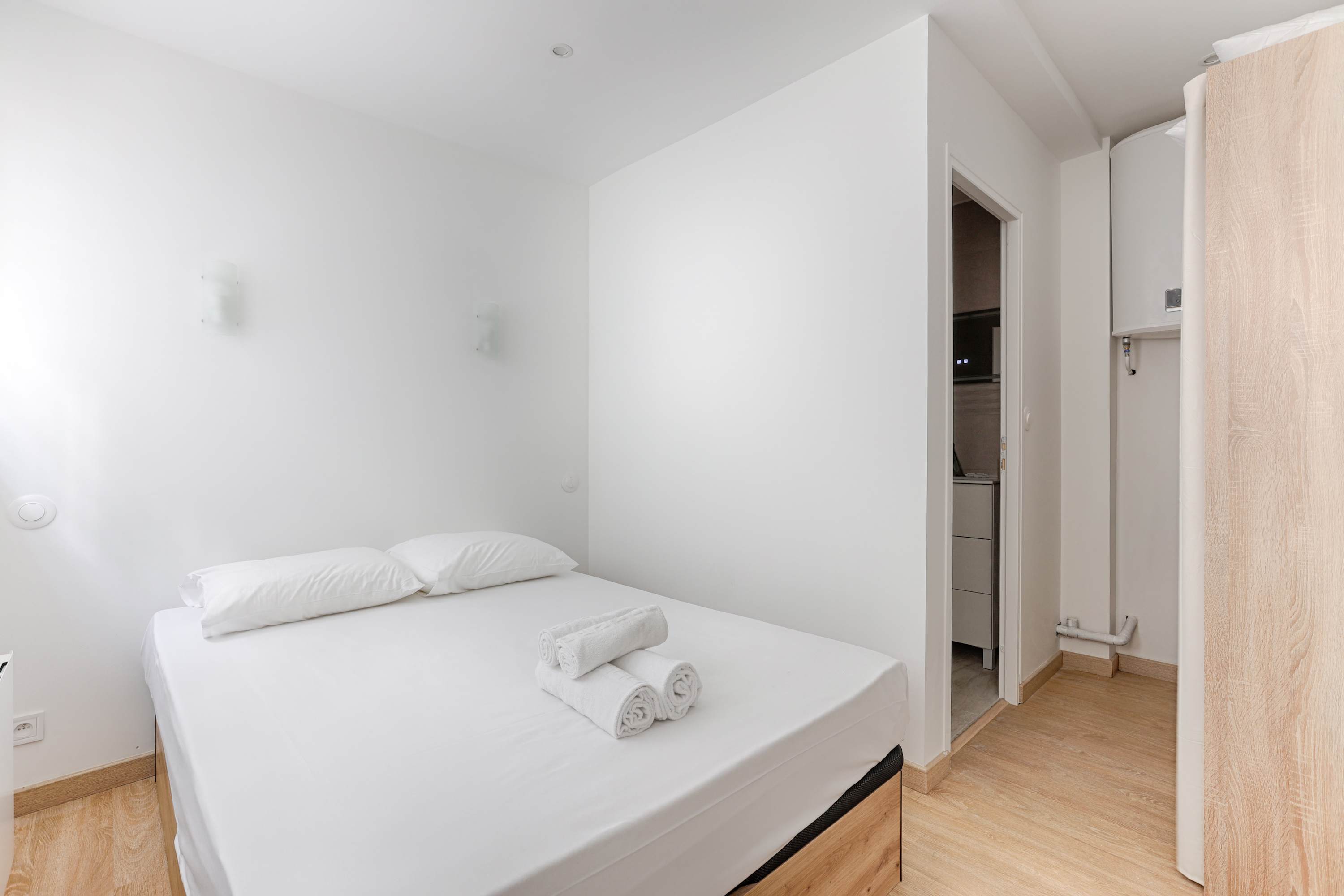 Appartement de Charme Montmartre Batignolles – photo 7