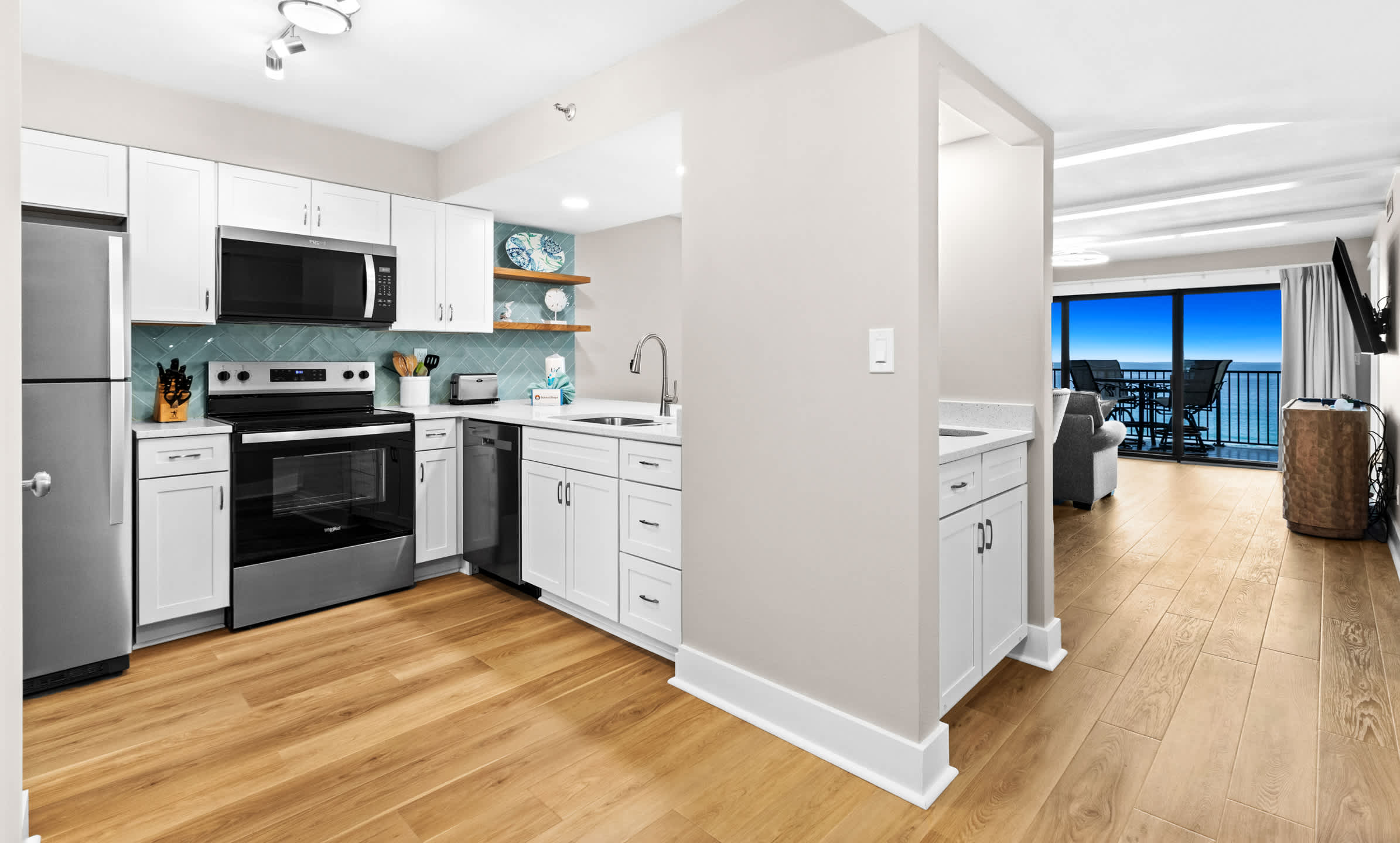 Emerald Towers 0703 2