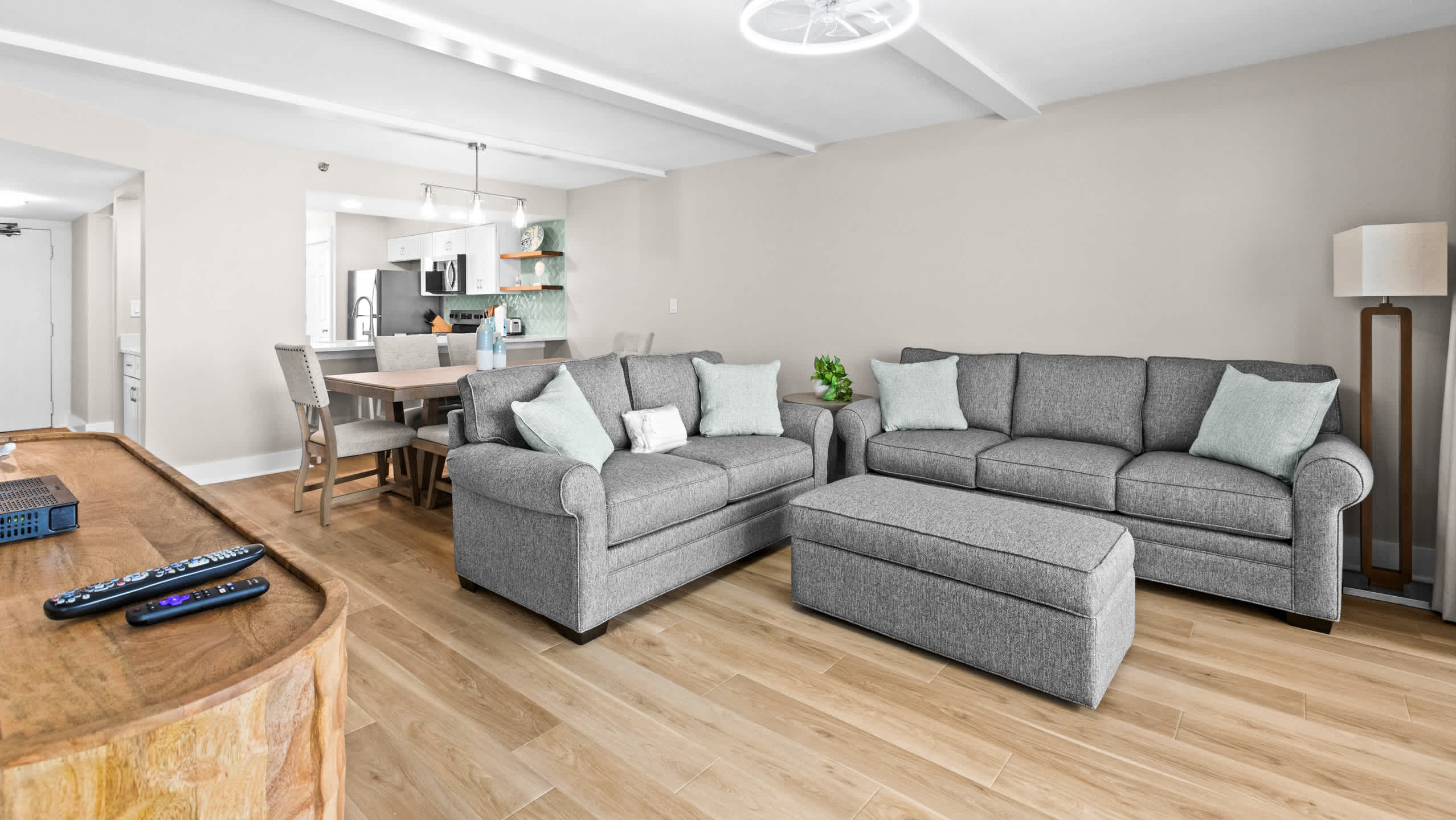 Emerald Towers 0703 13