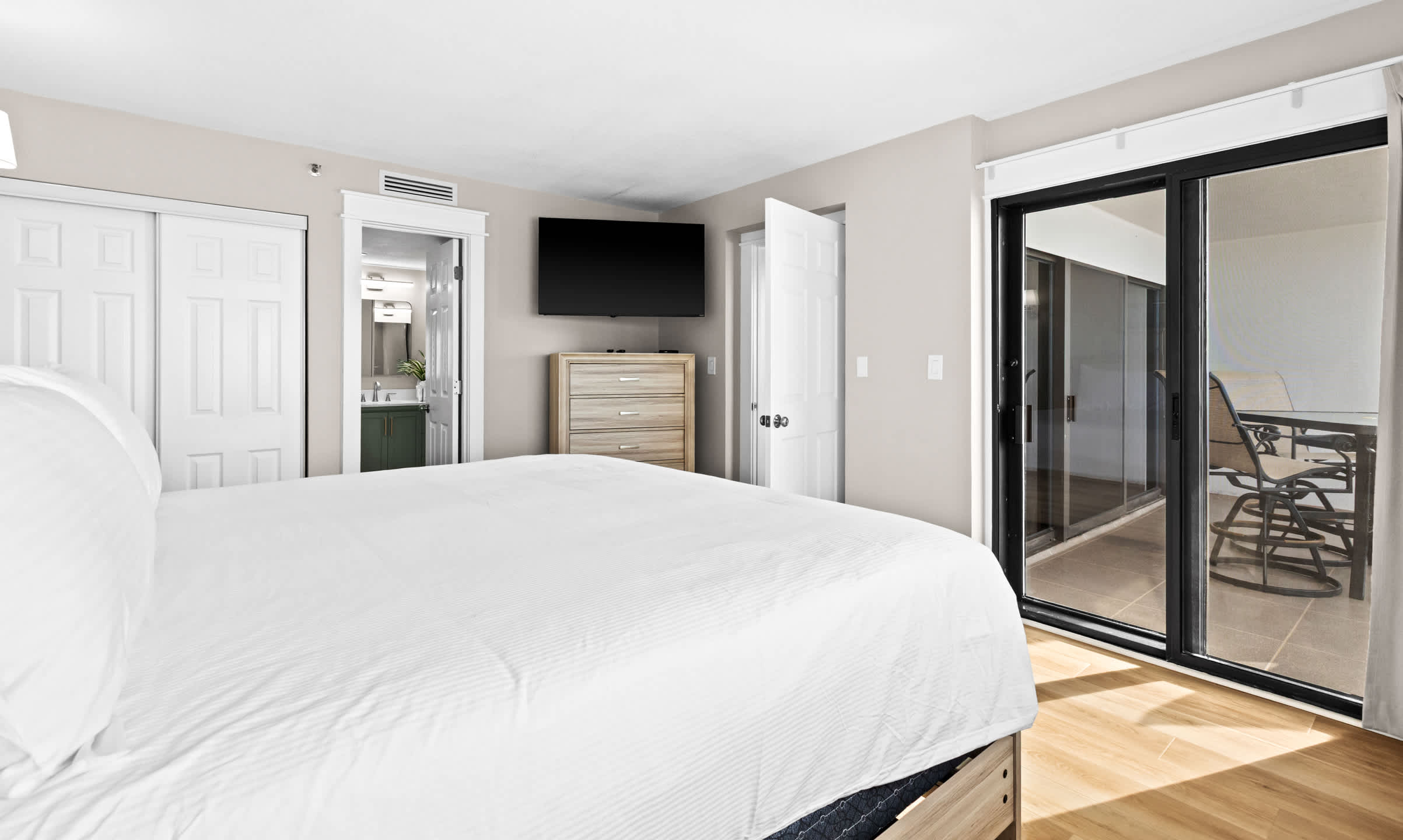 Emerald Towers 0703 20